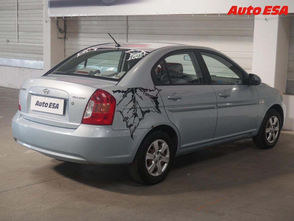 Hyundai Accent, 1.4i,ČR,AC,zmk.řazení - fotka 6