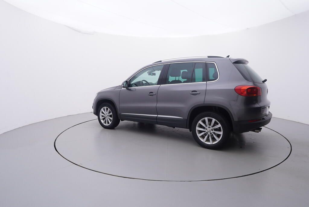 Volkswagen Tiguan, Highline 2.0 TDI 130 kW - fotka 3