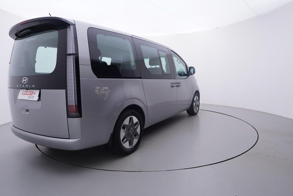 Hyundai Staria, Style Premium 2.2 CR 130 kW - fotka 5