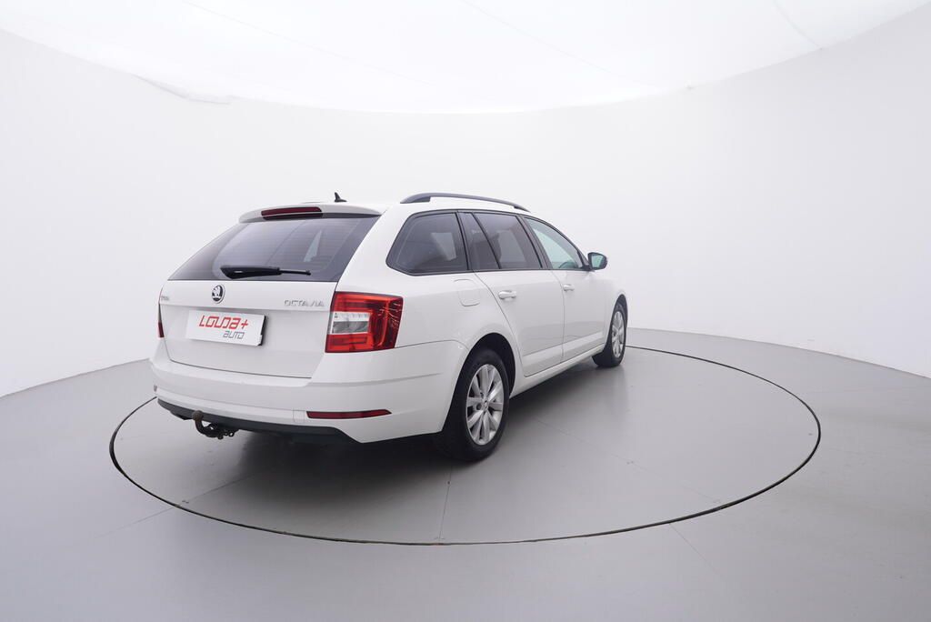 Škoda Octavia, Bussines 1.0 TSI 85 kW - fotka 5