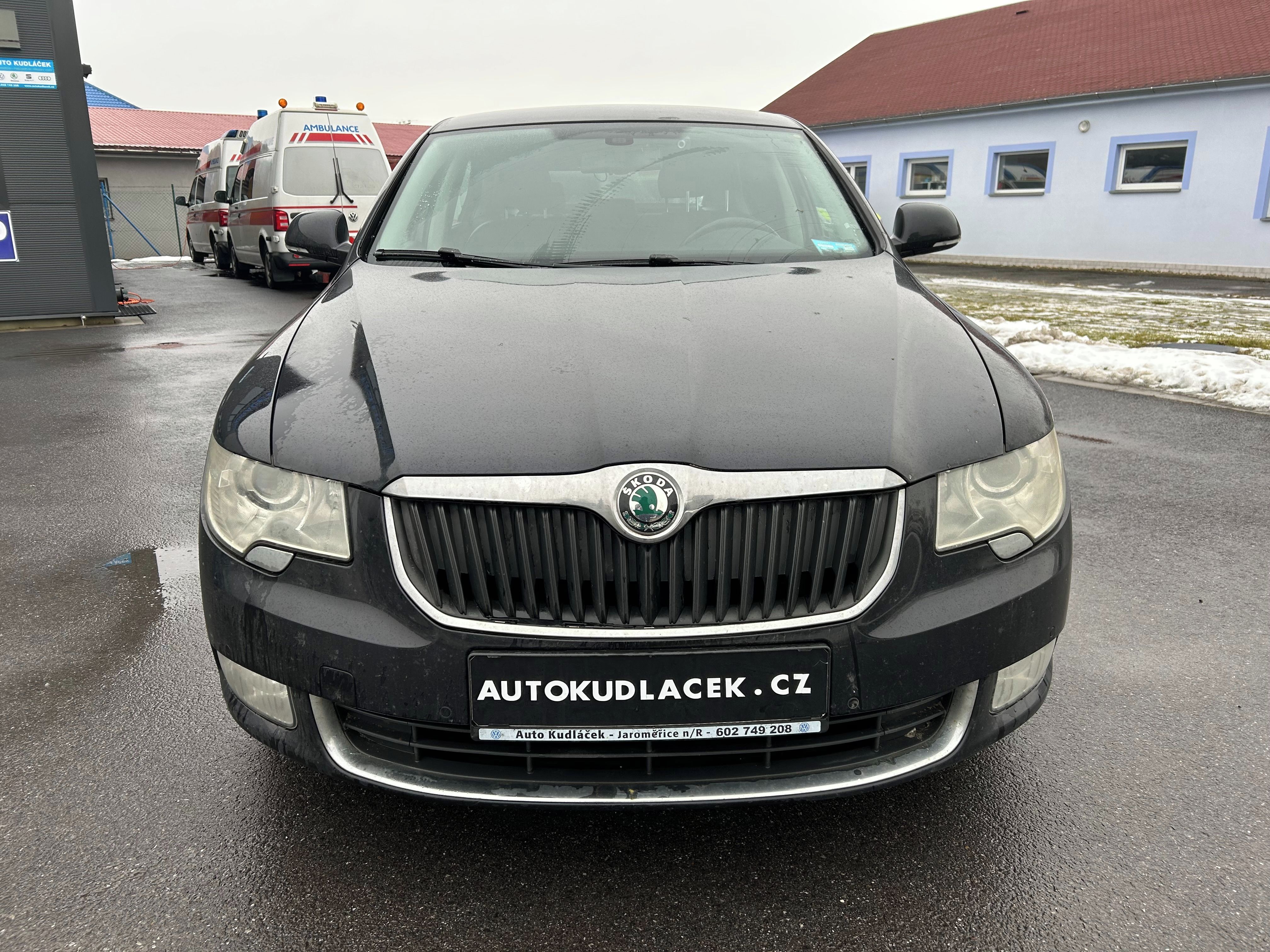 Škoda Superb, 1.8 TSI 118kW - Vada na motoru - fotka 2
