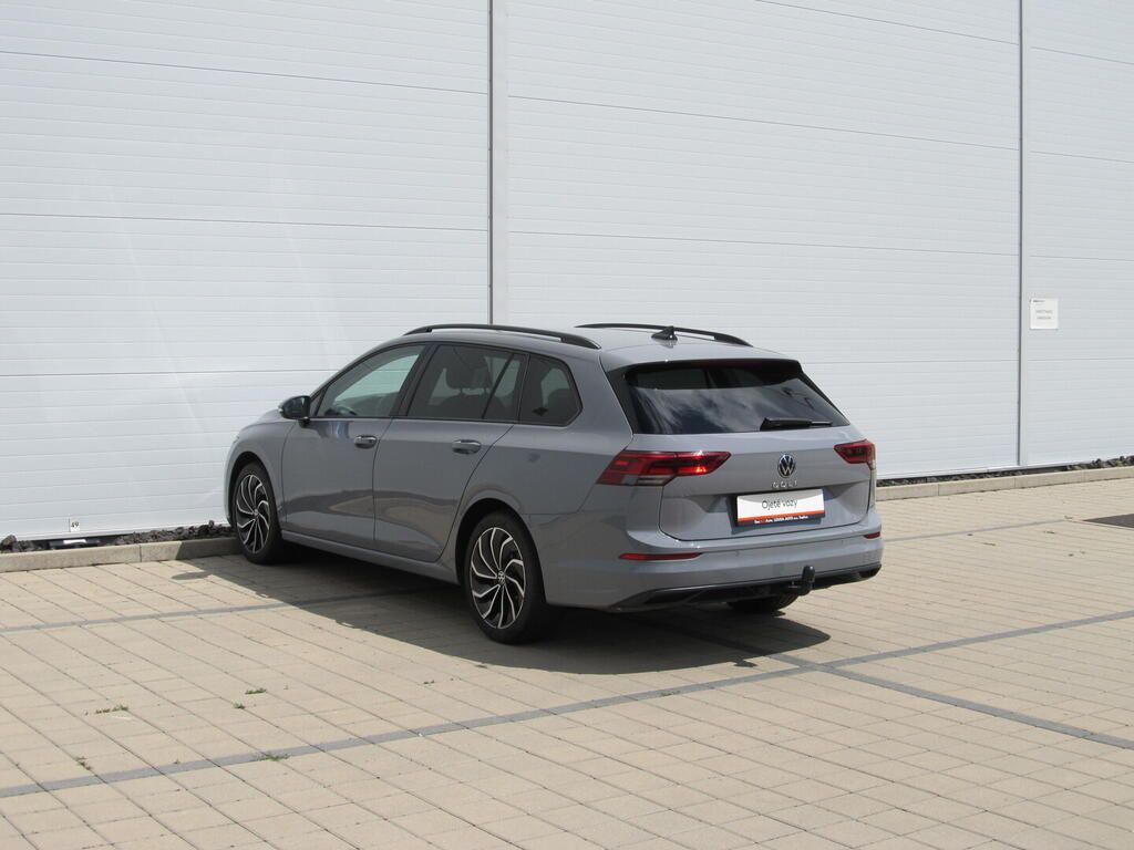 Volkswagen Golf Variant, Life 1.5 TSI 110 kW - fotka 6