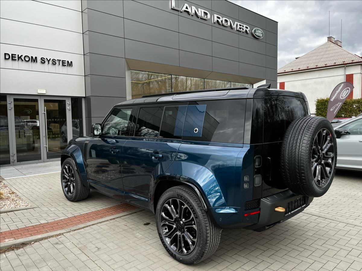 Land Rover Defender, 4,4 110 OCTA P635 V8 AWD - fotka 6