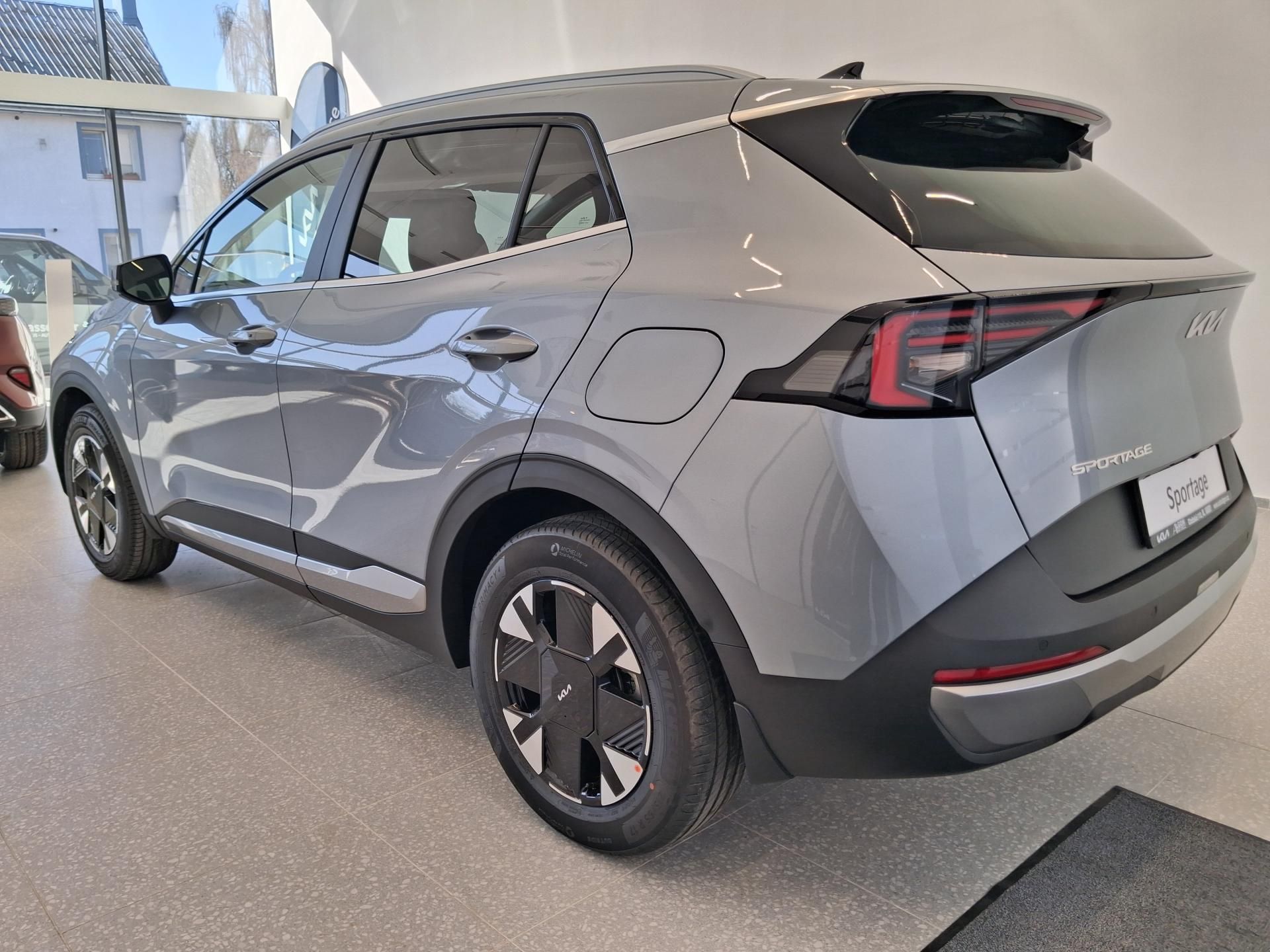 Kia Sportage, 1,6 T-GDi GPF 7DCT EXCLUSIVE - fotka 5