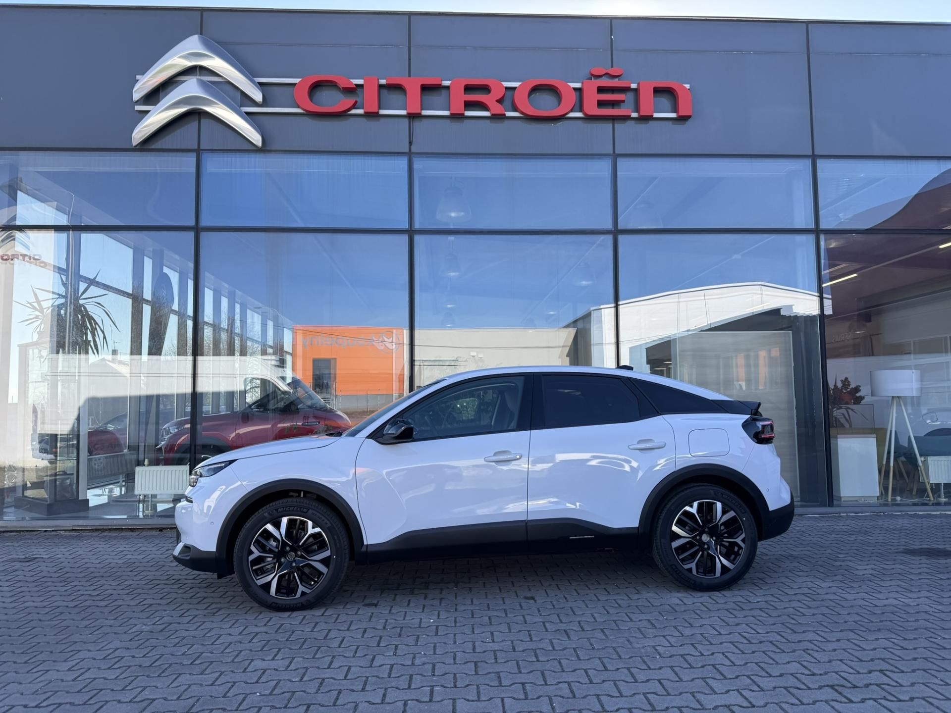 Citroën C4, MAX Petrol 130k Automatic - fotka 3