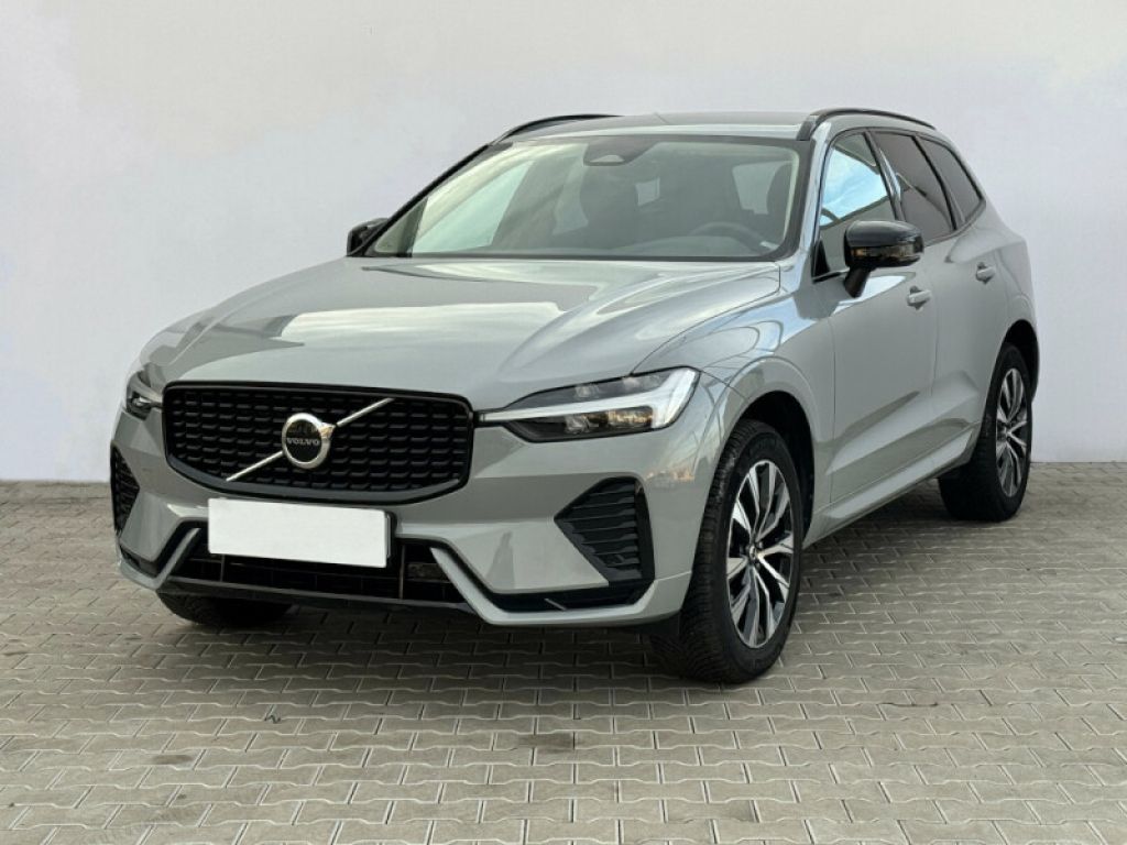 Volvo XC60, PLUS DARK B4 AWD 145kW