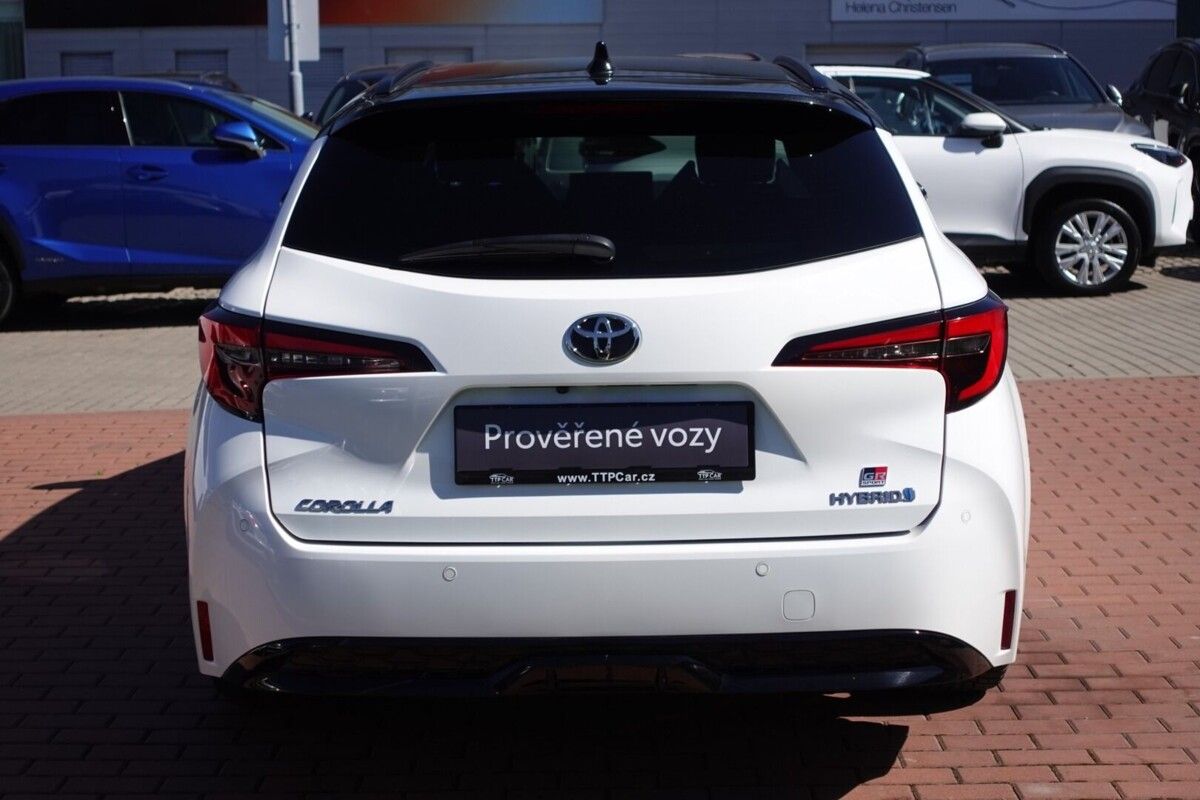 Toyota Corolla, 2,0HSD GR-Sport Dynamic - fotka 5