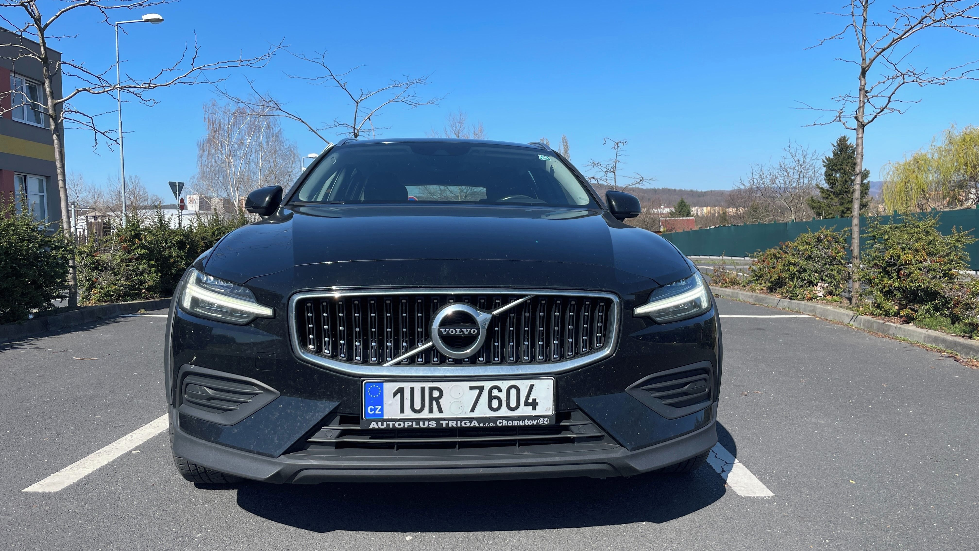 Volvo V60, Cross Country tažné,nez.topení - fotka 6