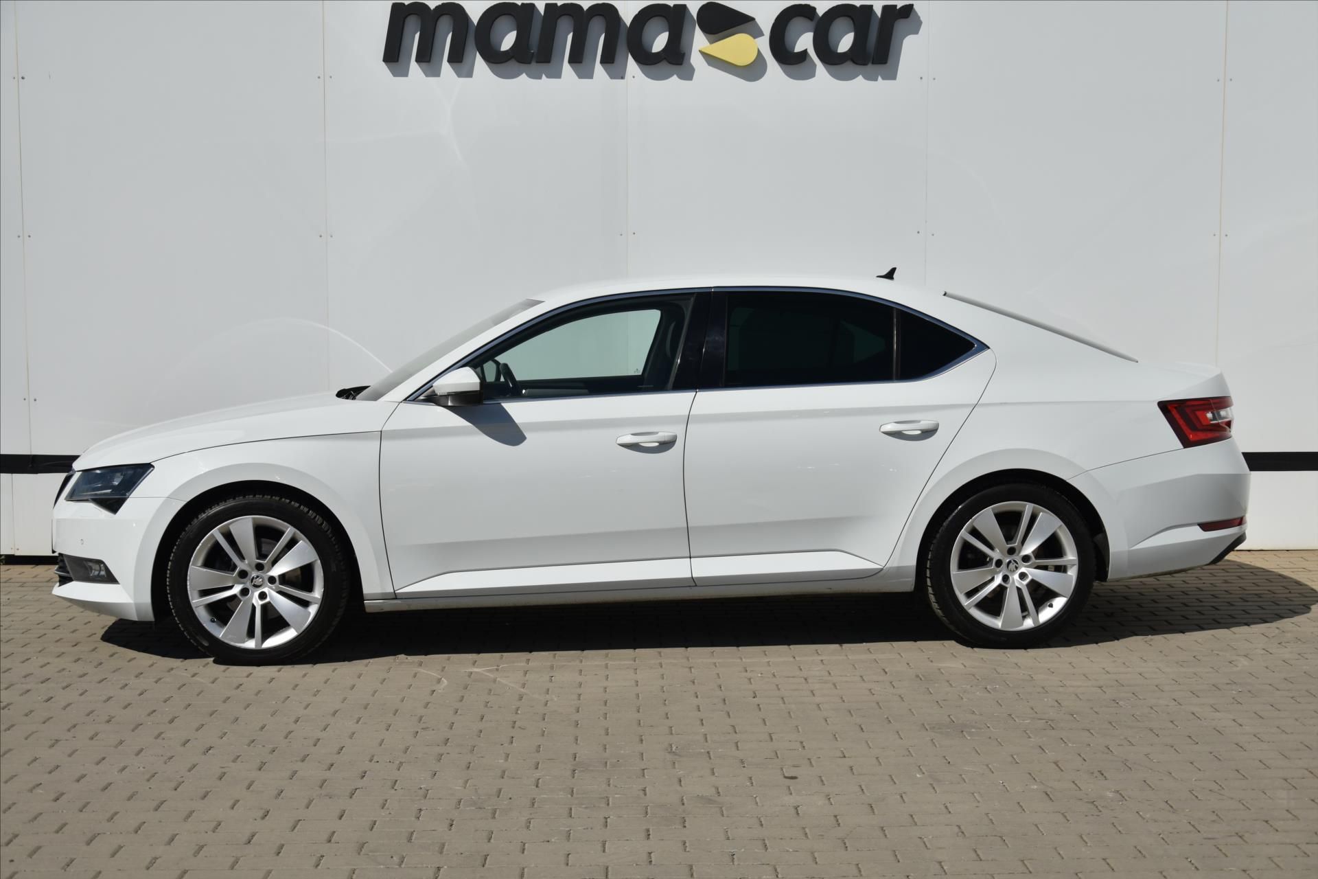 Škoda Superb, 2.0TDi BIXENON KŮŽE ACC ČR - fotka 4
