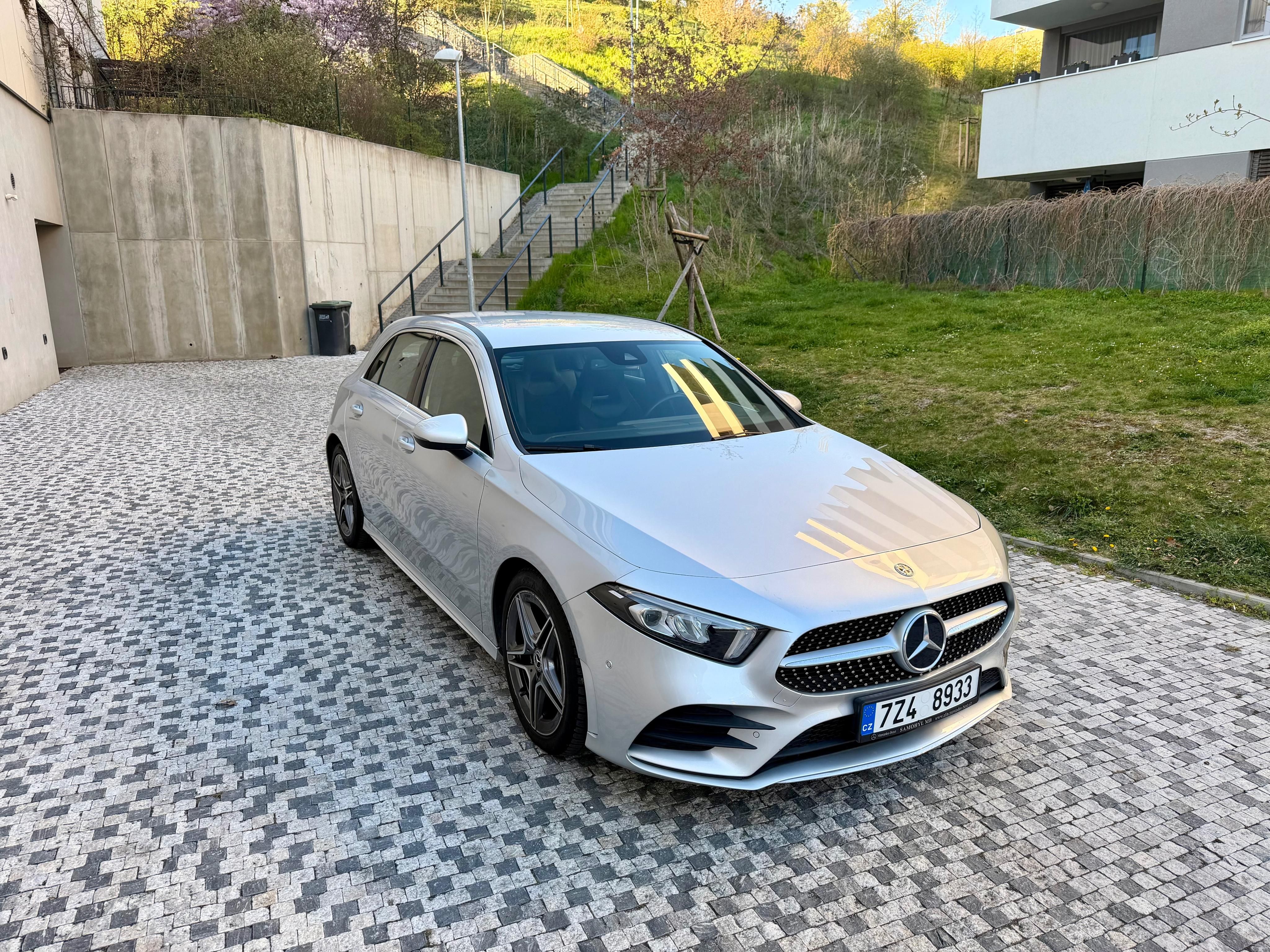 Mercedes-Benz Třídy A, 180d Amg paket - fotka 3