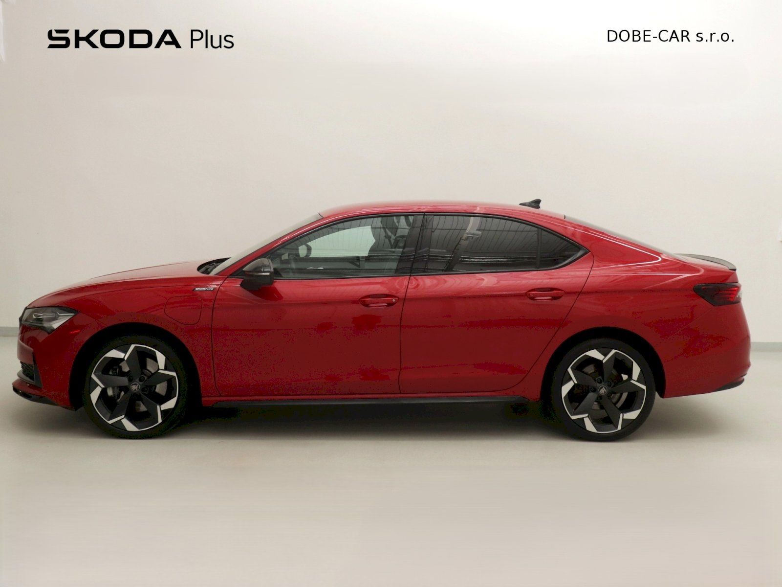 Škoda Superb, Sportline iV DSG 1.5TSI 150kW - fotka 3