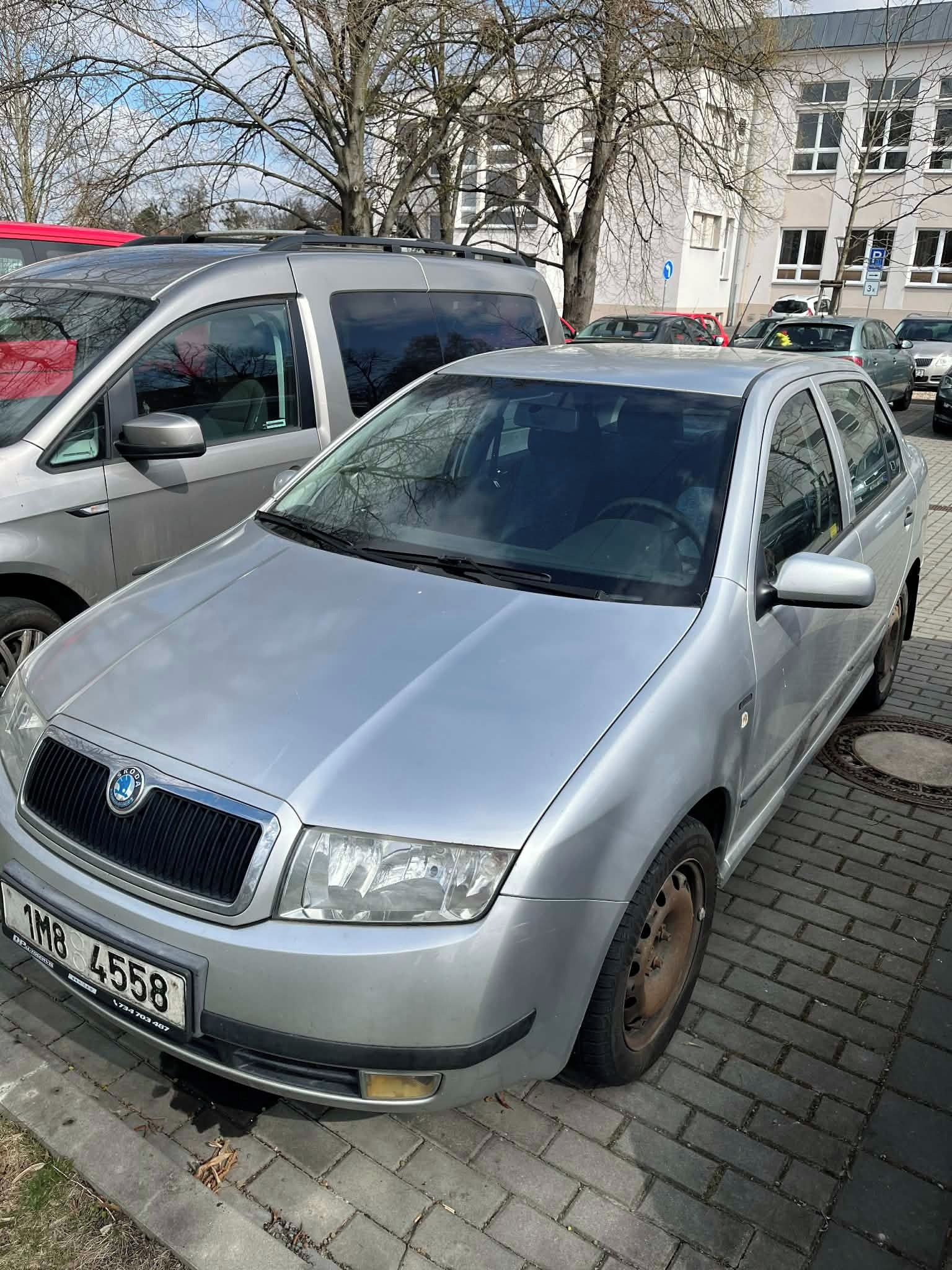 Škoda Fabia, Škoda Fabia Sedan 1.4 benzin - fotka 3
