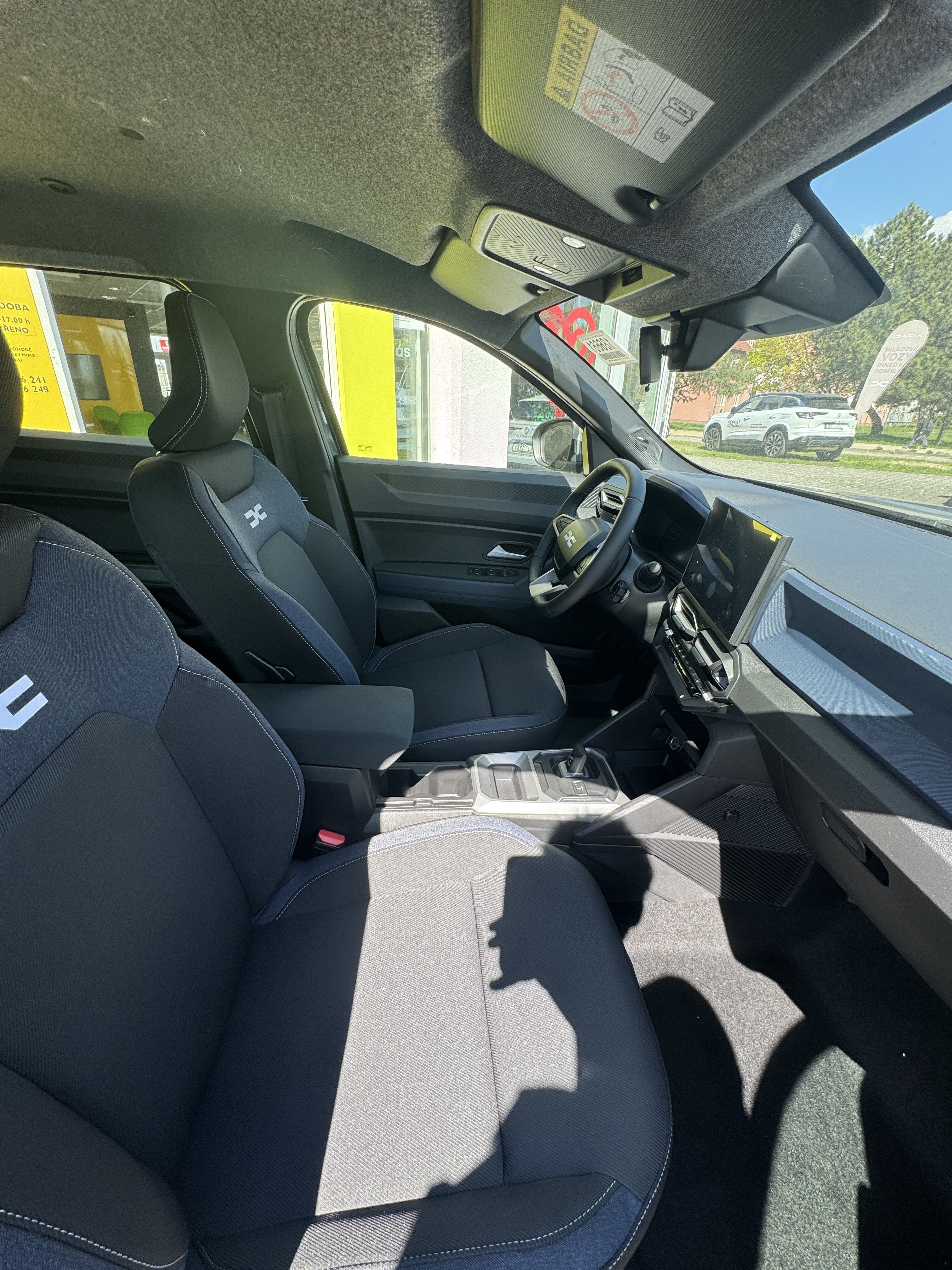 Dacia Bigster, Expression hybrid 155 - fotka 4