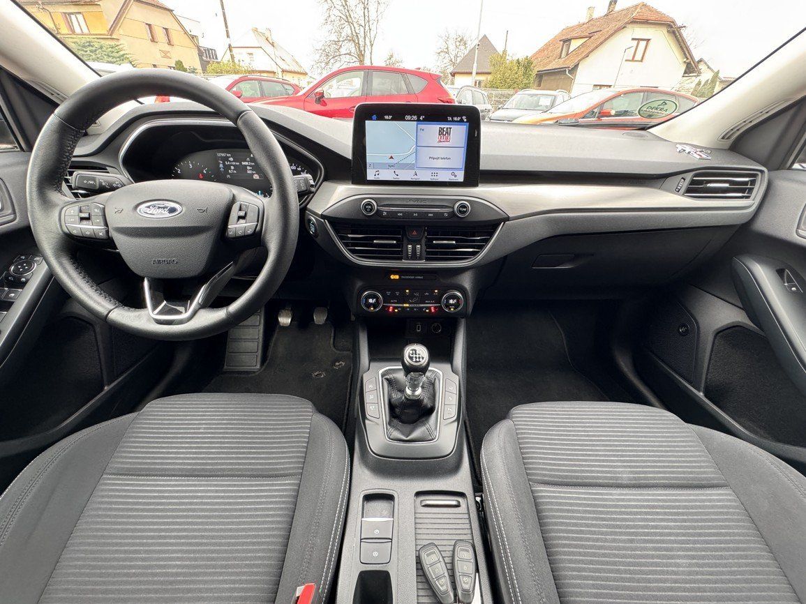 Ford Focus, 2.0TDCi Titanium LED Kamera - fotka 6