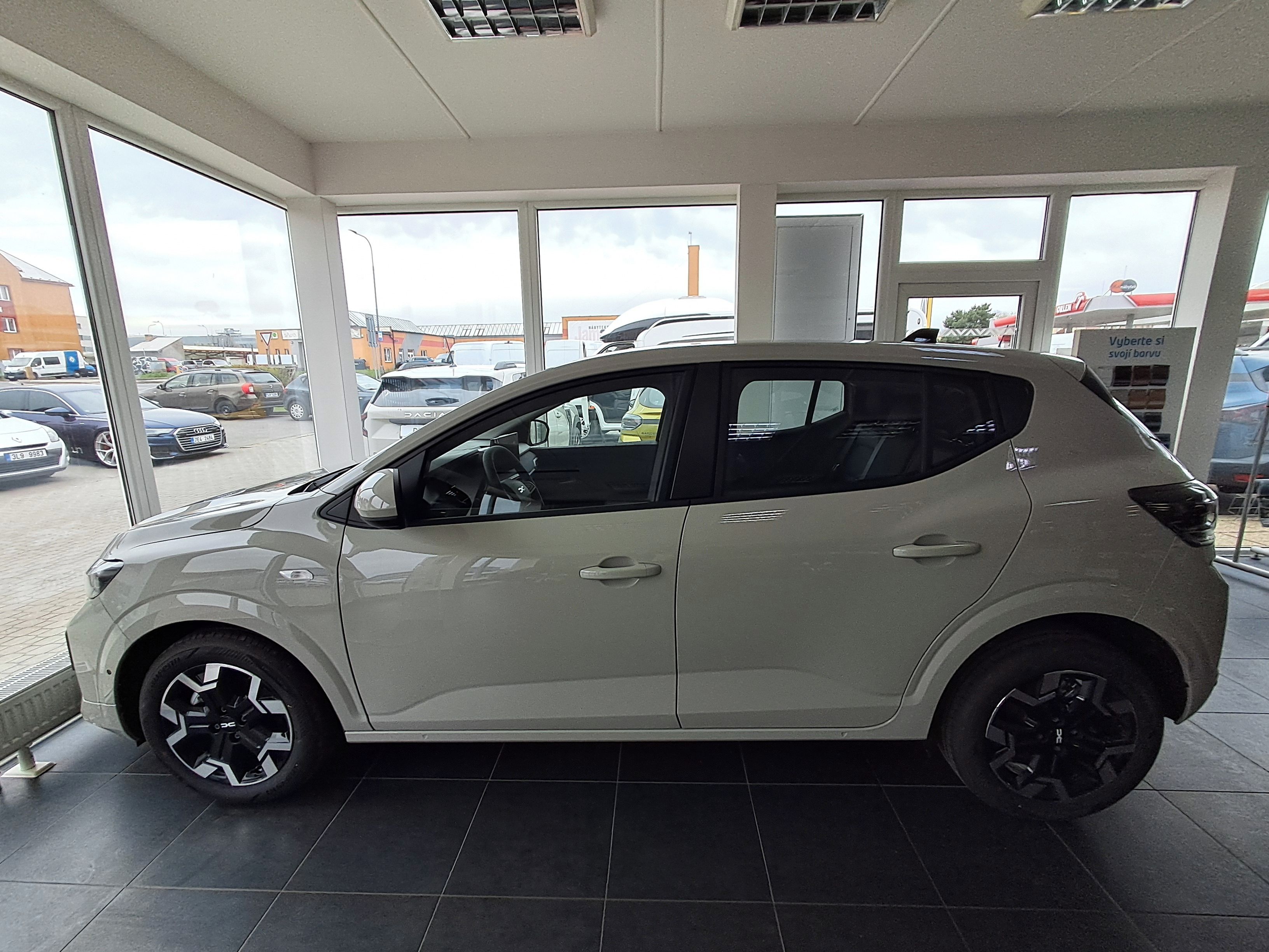 Dacia Sandero, 1.2_Eco-G 120 Journey - fotka 2