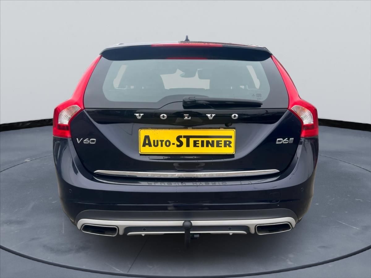 Volvo V60, 2,4 D6 AWD Hybrid - fotka 6