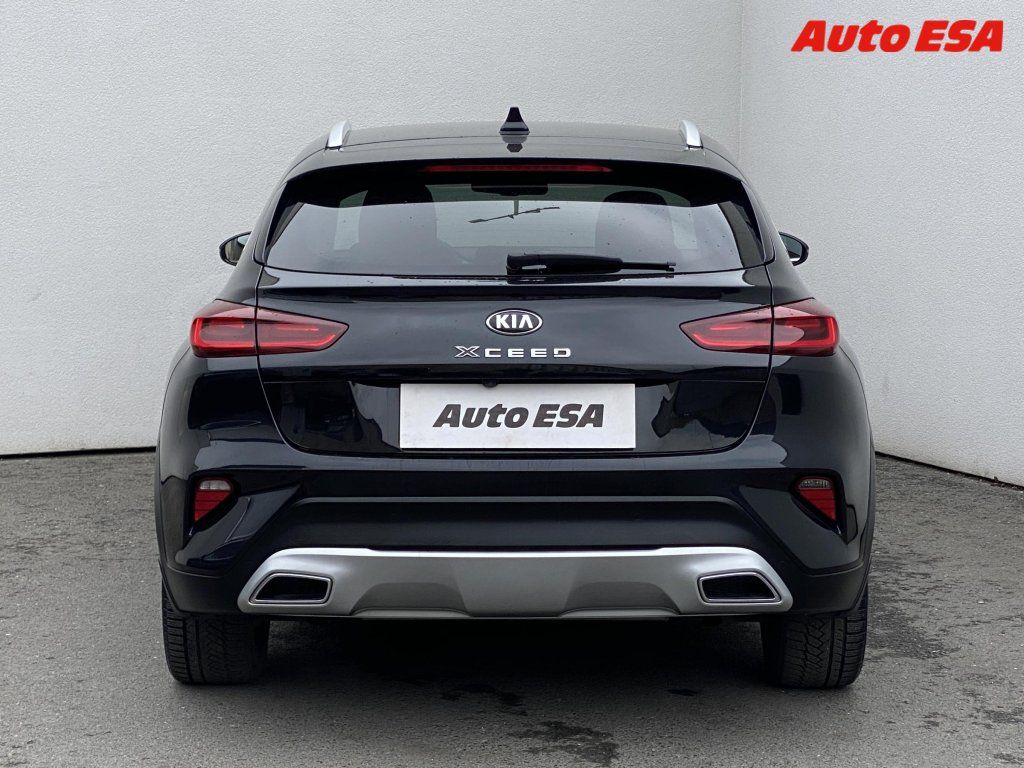 Kia Cee´d, 1.6 GDi,2.maj,ČR,AT. LED - fotka 5