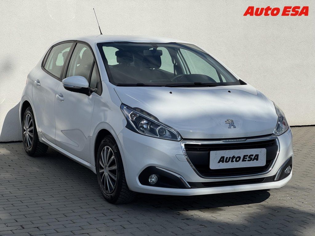Peugeot 208, 1.2 PT,ČR,Active