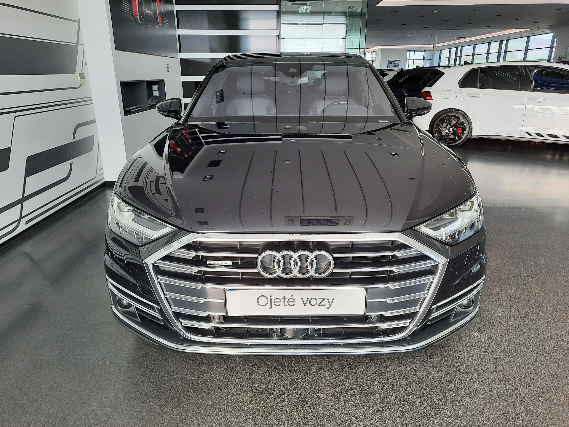 Audi A8, 50 TDI (210kW/285k) Tiptronic - fotka 4