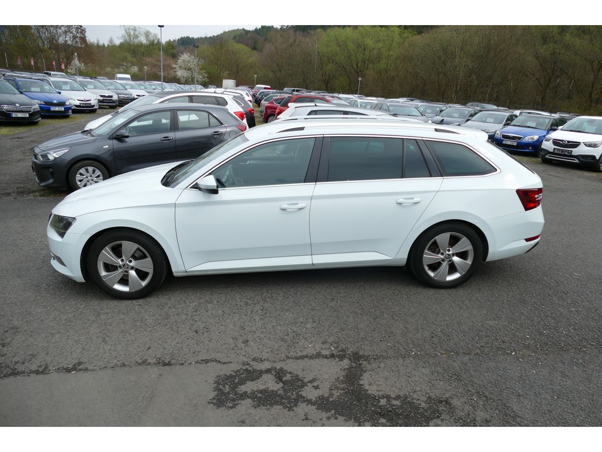 Škoda Superb, 1,4TSI 110KW DIGI-KLIMA - fotka 6