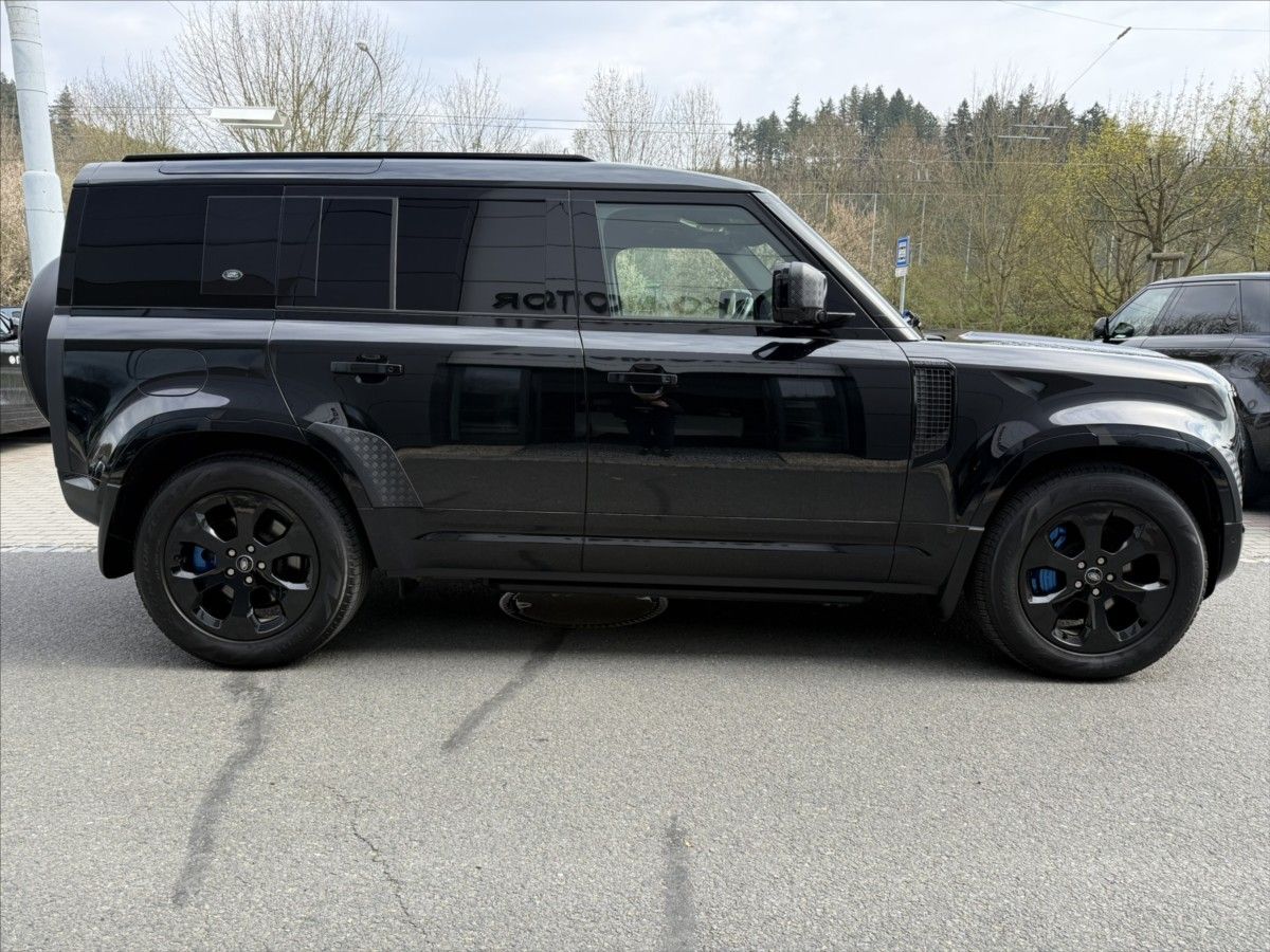 Land Rover Defender, 3,0 X-DYNAMIC HSE D300 - fotka 5