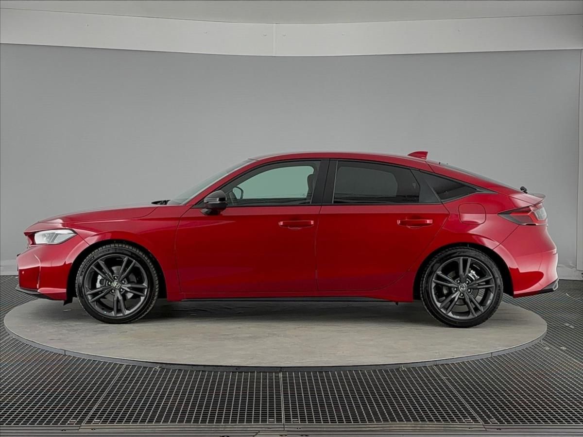Honda Civic, 2,0 Benzín eHEV  I-MMD - fotka 3