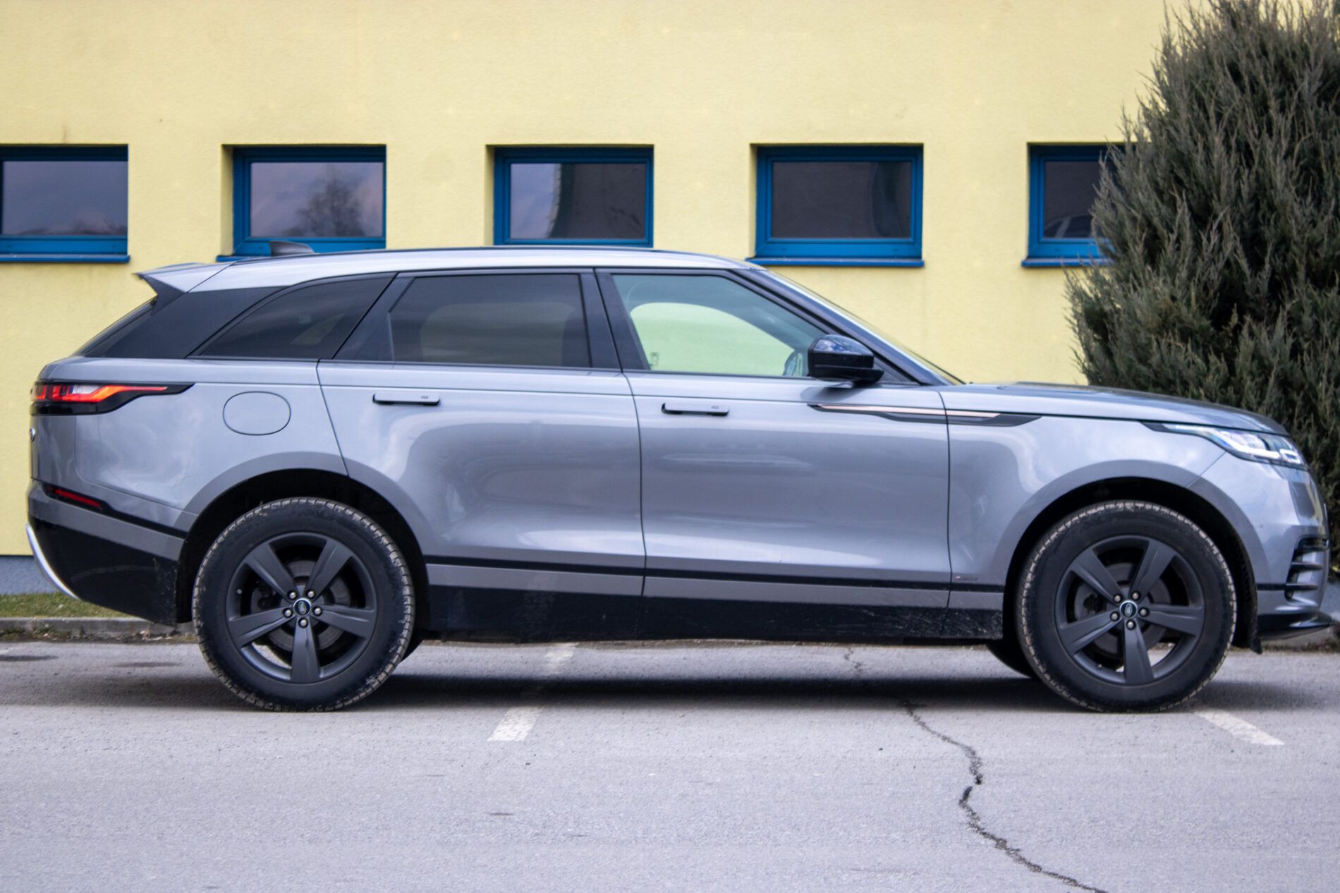Land Rover Range Rover Velar - fotka 4