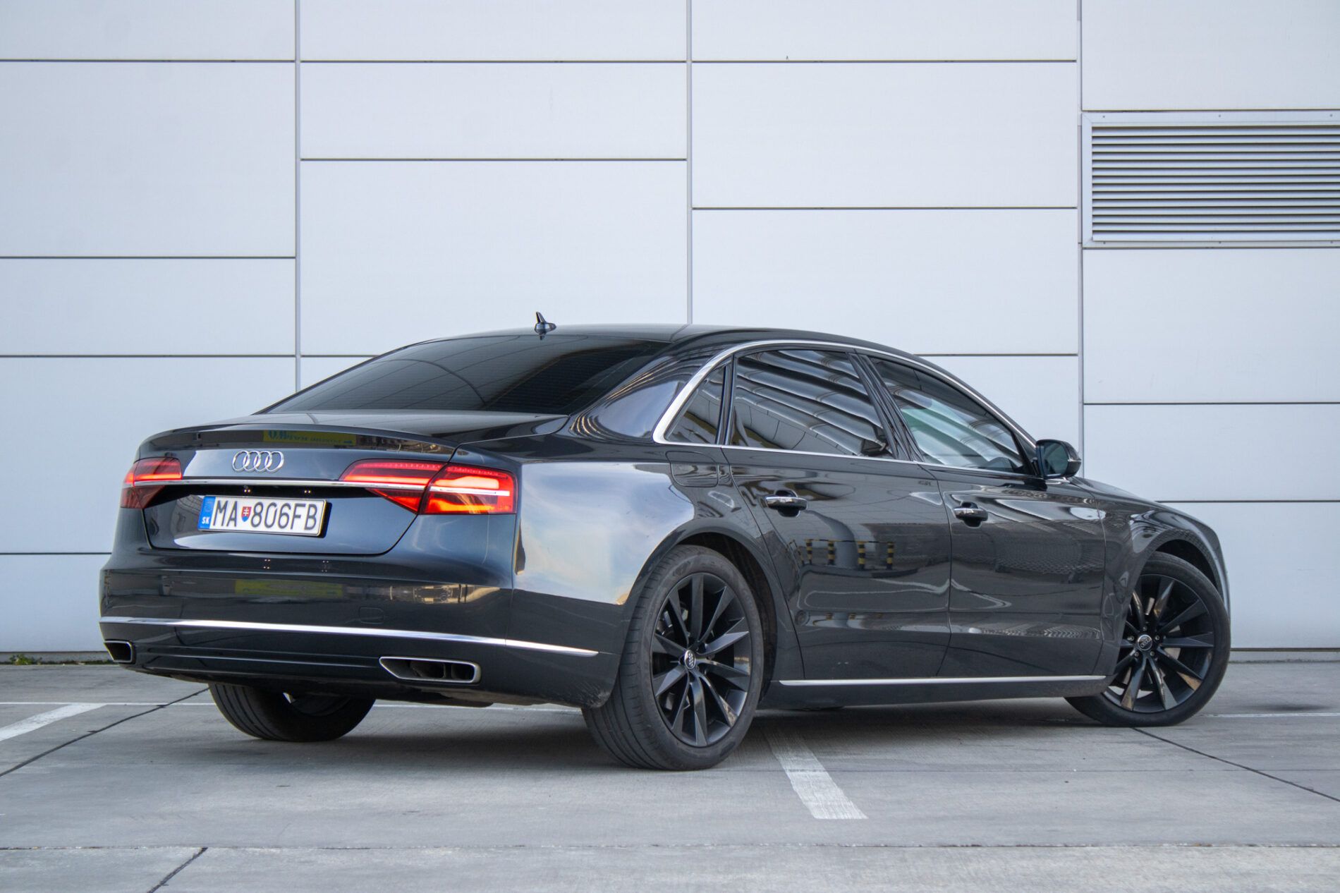 Audi A8 - fotka 5