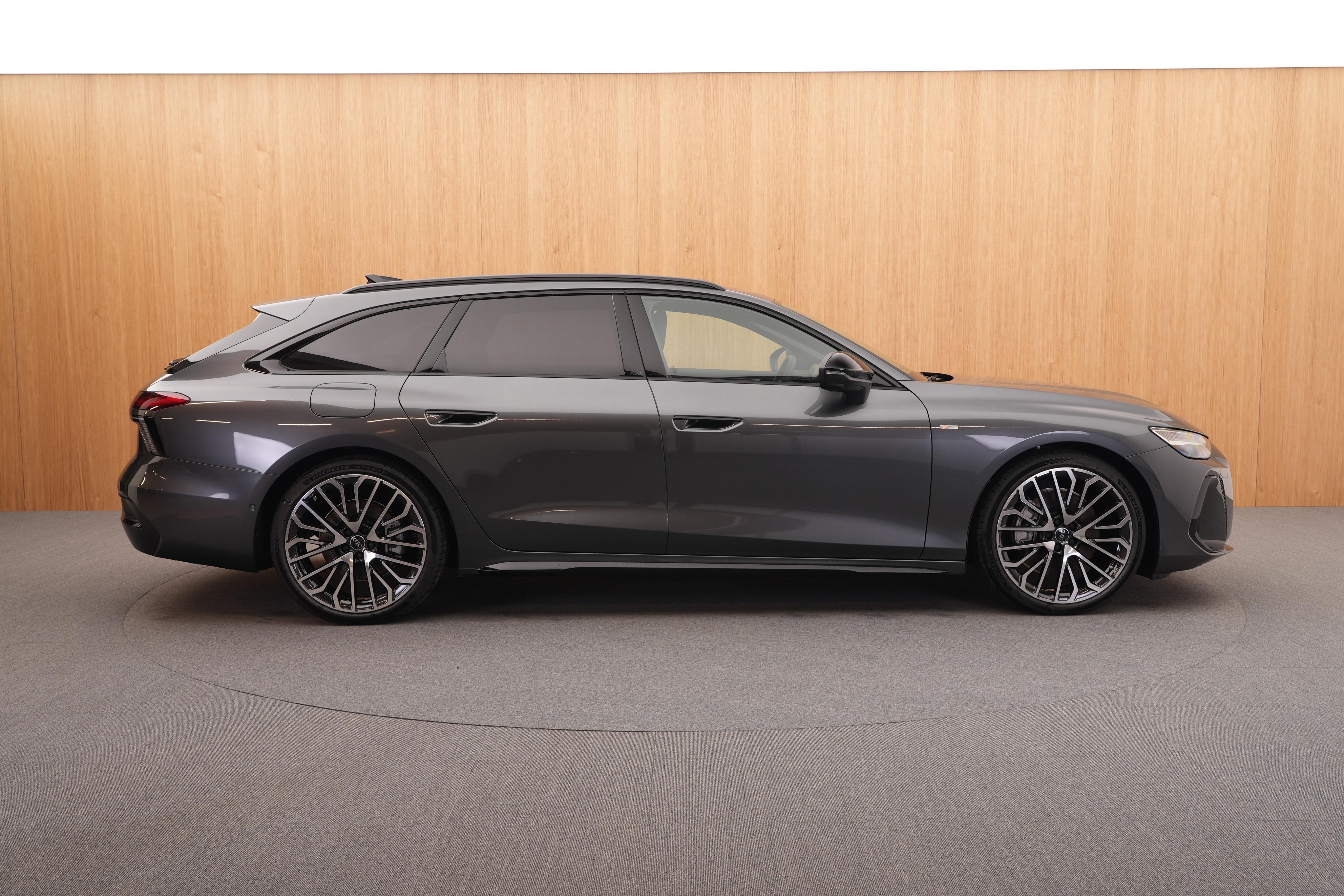 Audi A6, S line TDI quattro S tronic - fotka 5