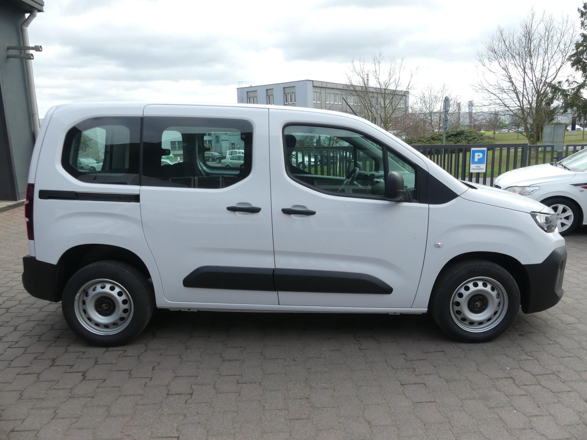 Citroën Berlingo, YOU PROFI Diesel 100k Manual - fotka 4