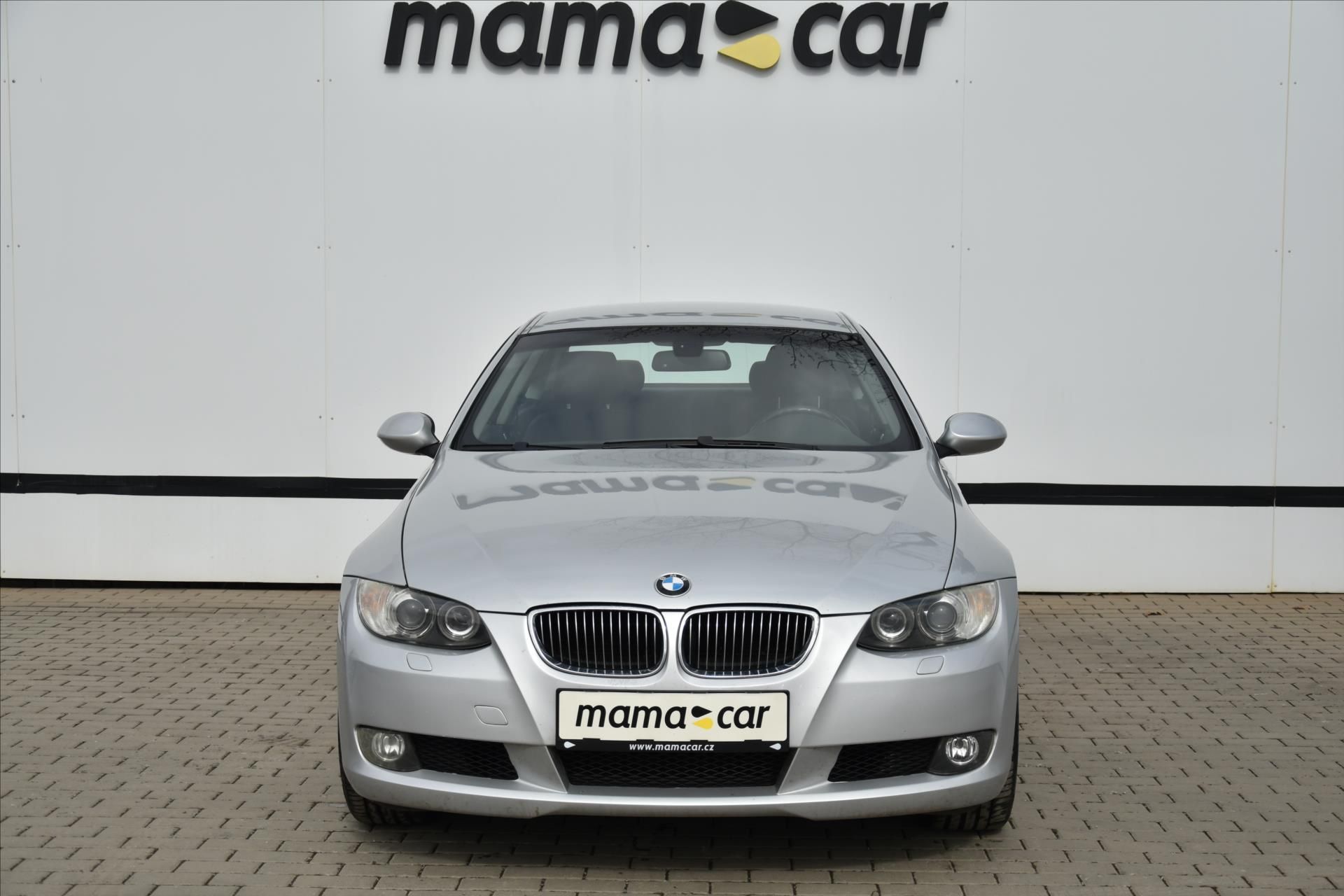 BMW Řada 3, 325i 160kW BIXENON SERV.KNIHA - fotka 2