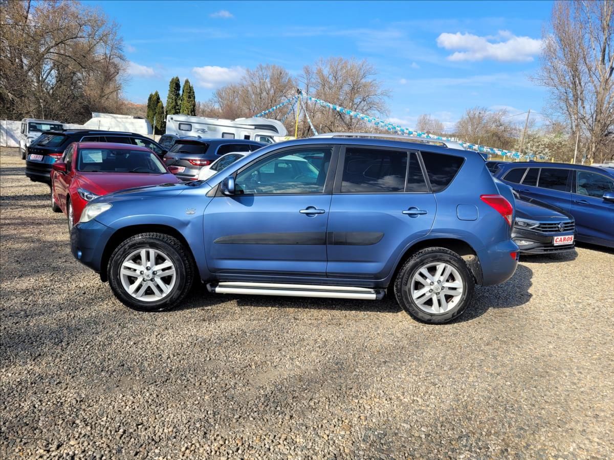 Toyota Rav4, 2,2 D4-D,4x4,klima,alu, - fotka 3