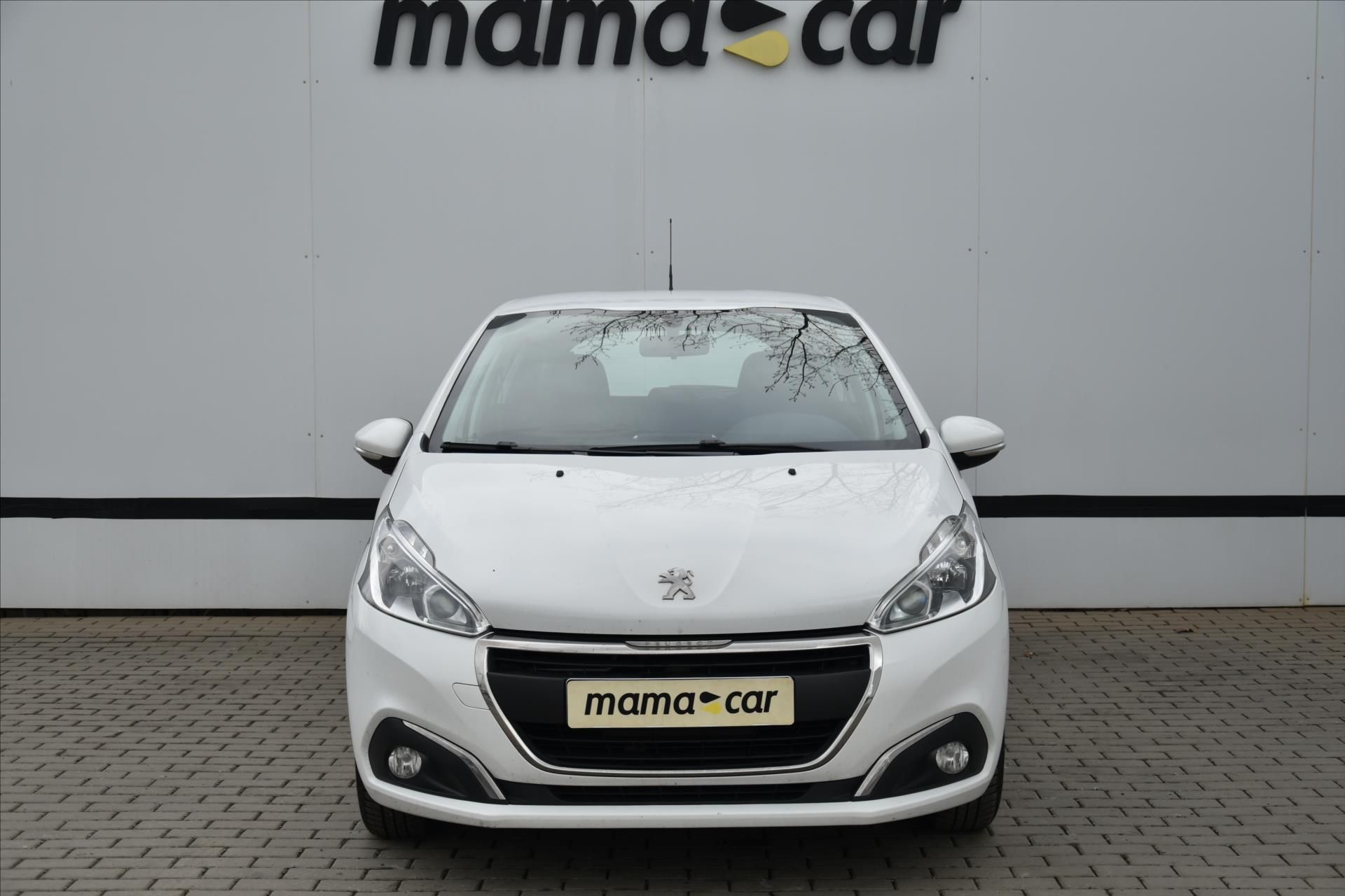 Peugeot 208, 1.2i 60kW 1.MAJITEL DPH ČR - fotka 2