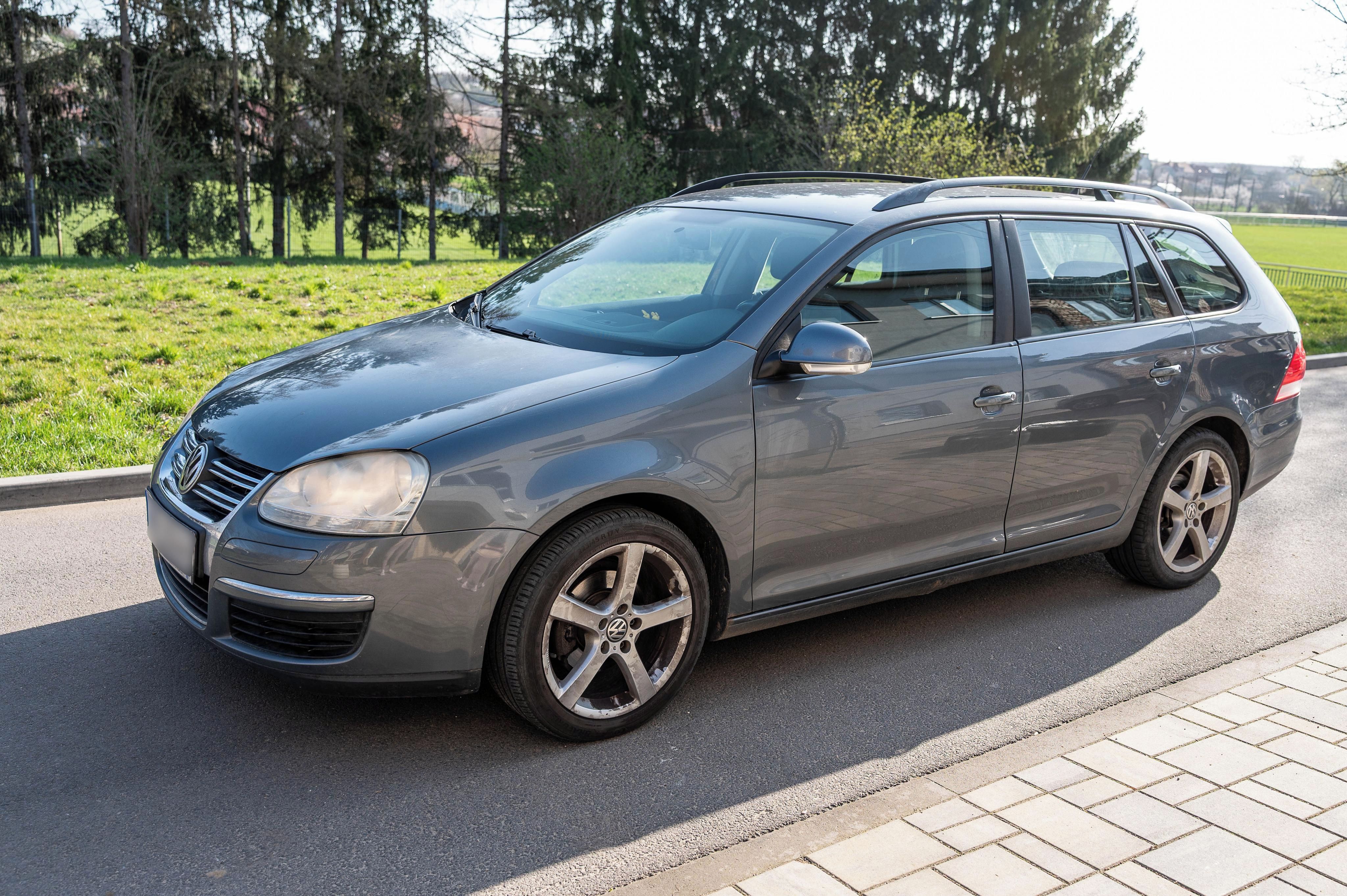 Volkswagen Golf, 1.6 MPI, 2008, tažné, NOVÁ STK