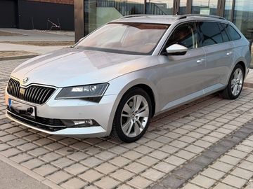Superb 2.0 TDI 4x4 Style plus