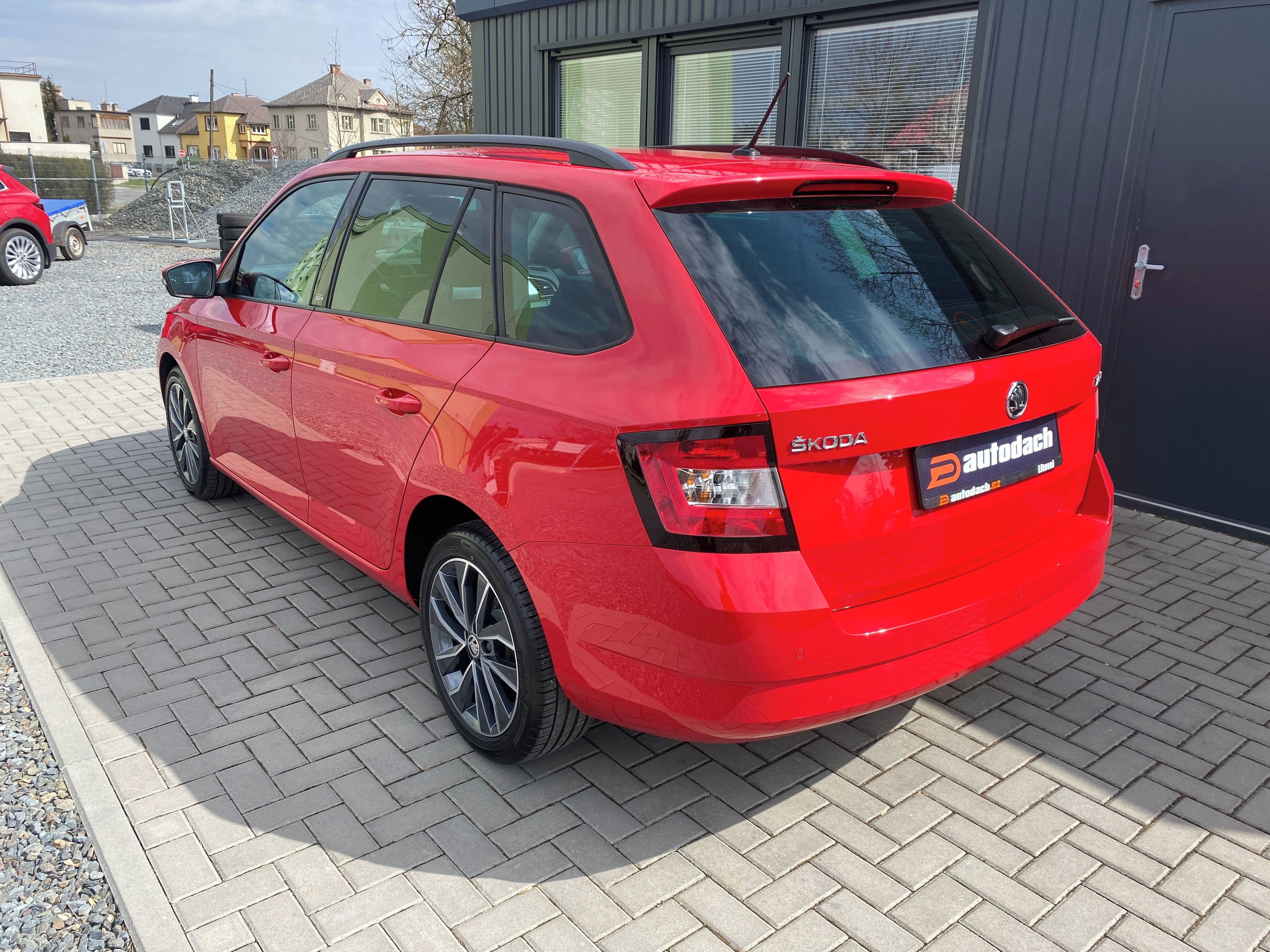 Škoda Fabia, 1.2TSI 66kW-1xMAJ.-LED-EDITION - fotka 3