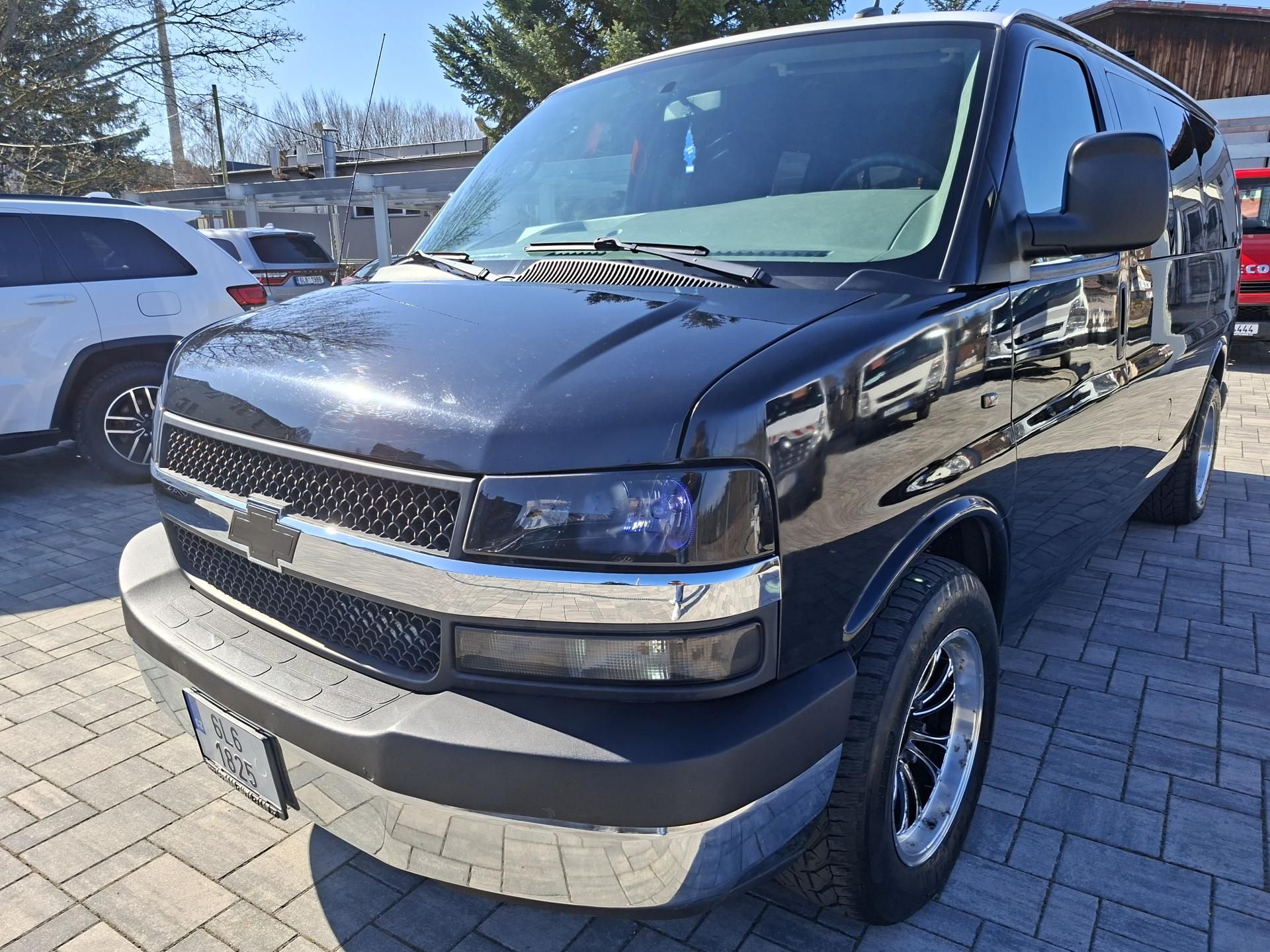 Chevrolet, Express 5,3V8 VOR 4x4,redukce, - fotka 4