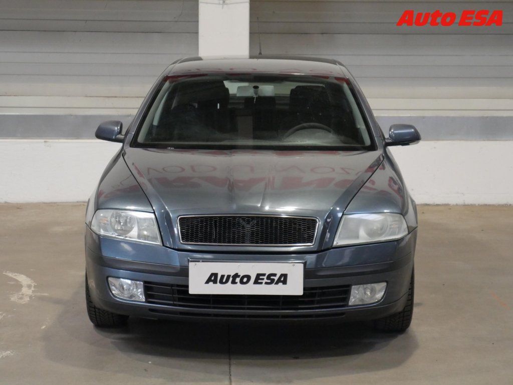 Škoda Octavia, 1.9 TDi,Ambiente - fotka 2