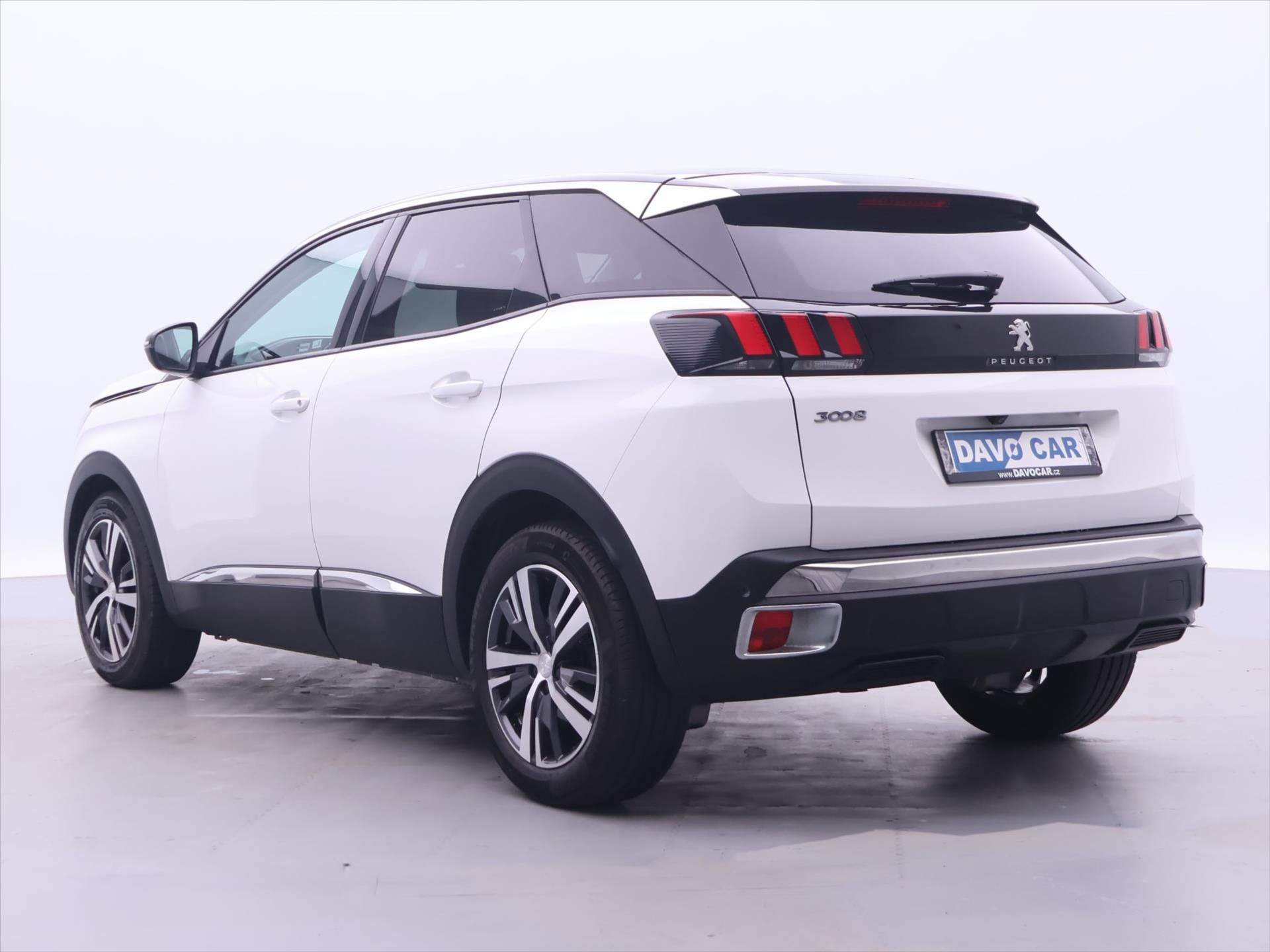 Peugeot 3008, 1.2 PT 96kW Aut. Allure CZ - fotka 5