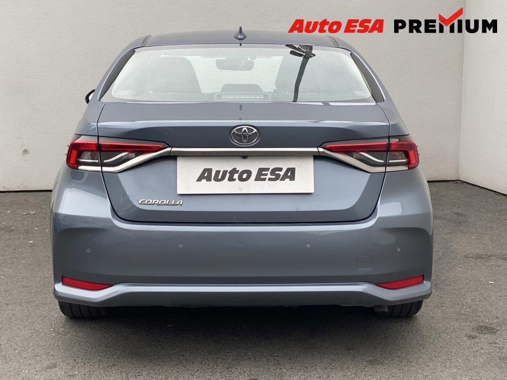 Toyota Corolla, 1.5 VVT-i,Comfort,kamera - fotka 4