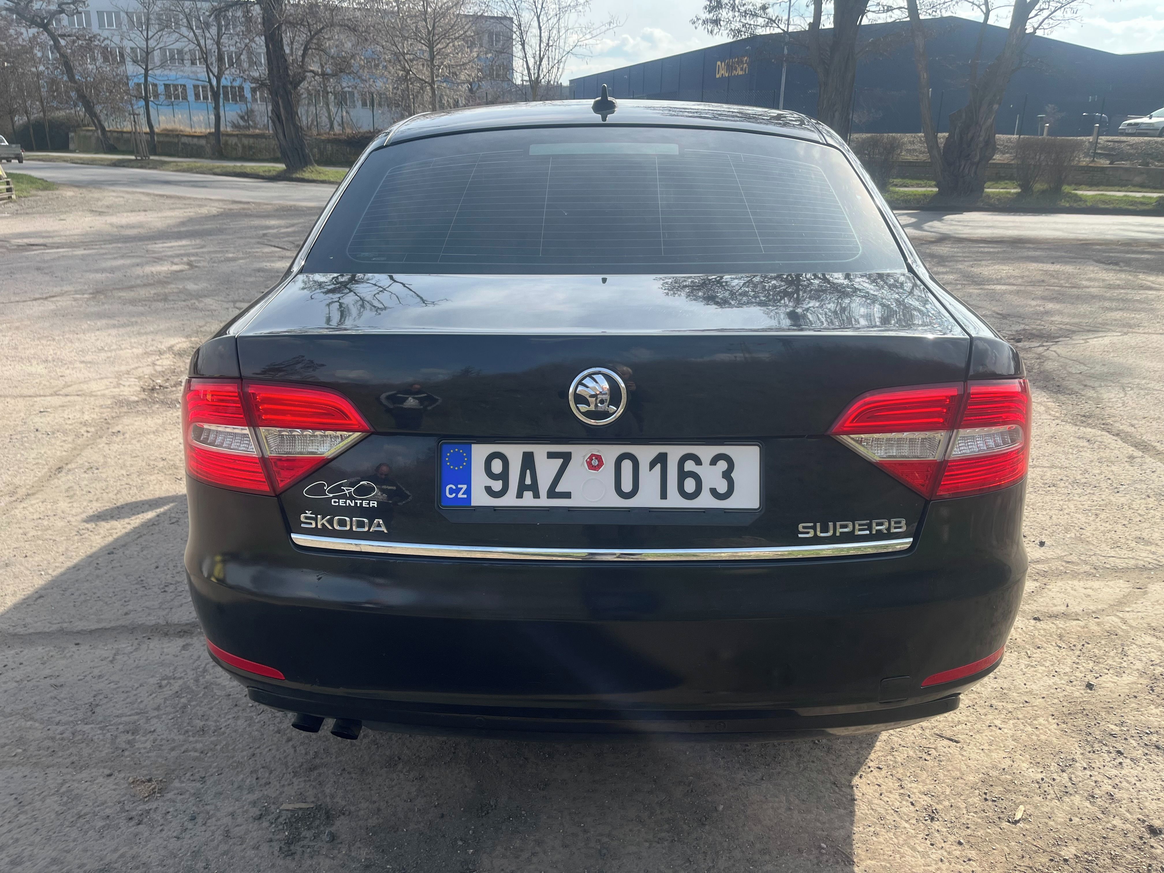 Škoda Superb, 1.6 TDI facelift - kůže - fotka 3