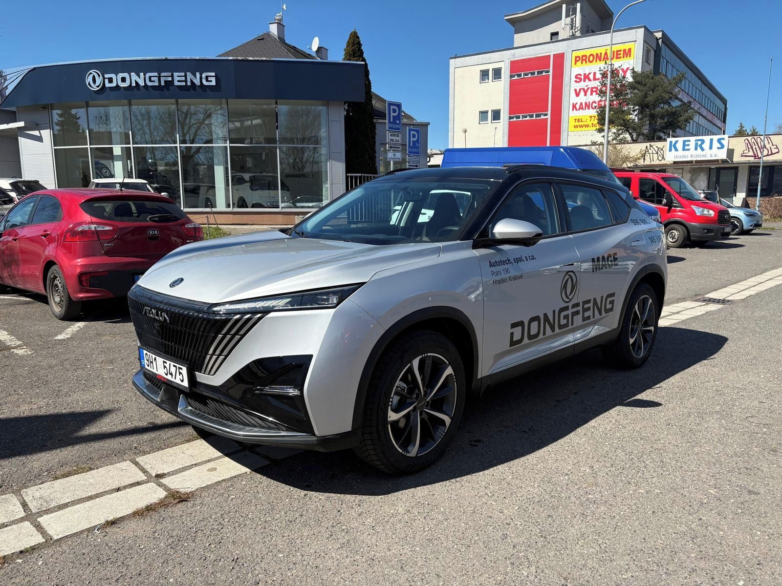 Dongfeng Mage, 1.5T 7DTC 145kw Silver / Black
