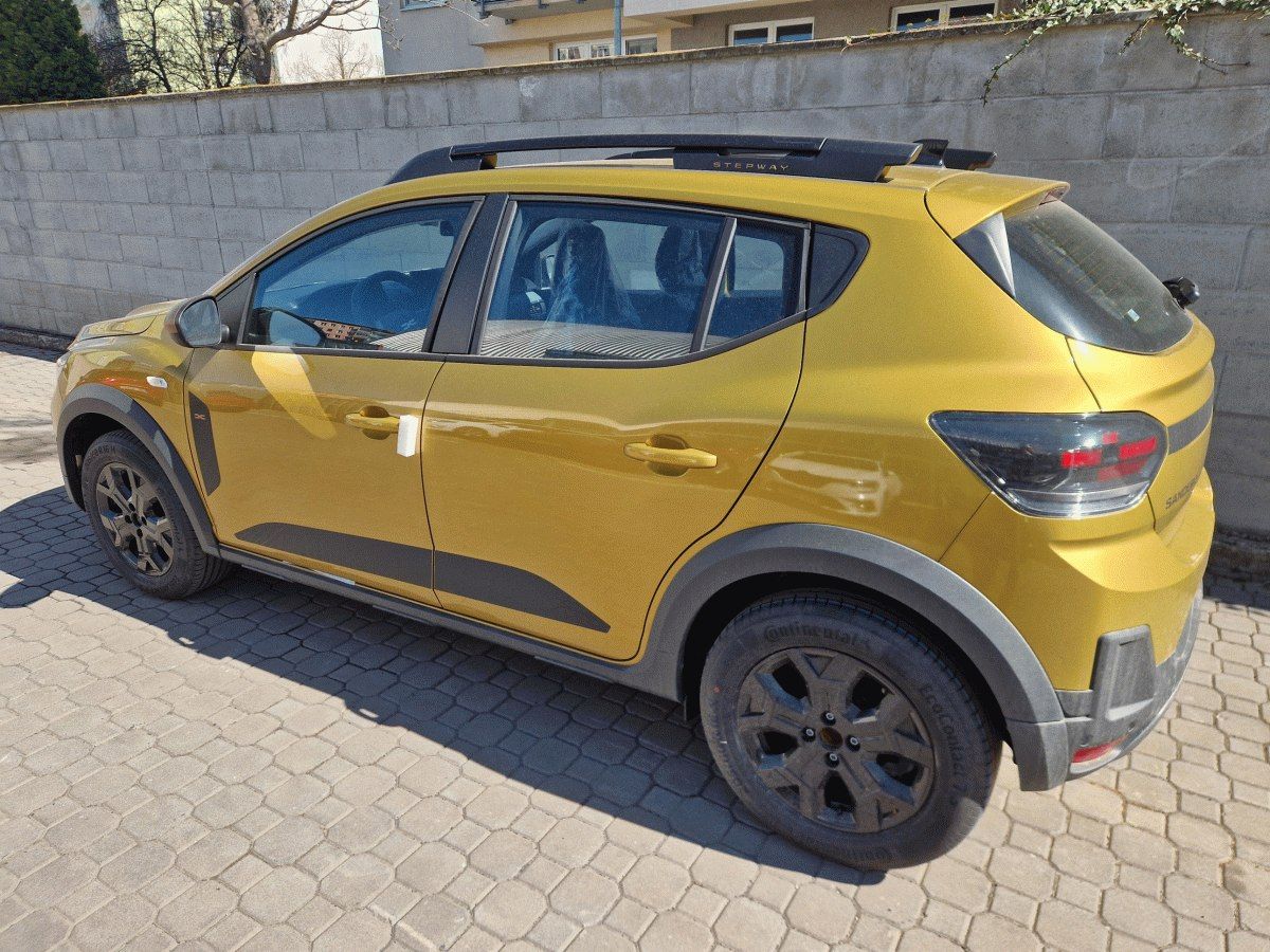 Dacia Sandero, Stepway Extreme TCe 110 - fotka 2