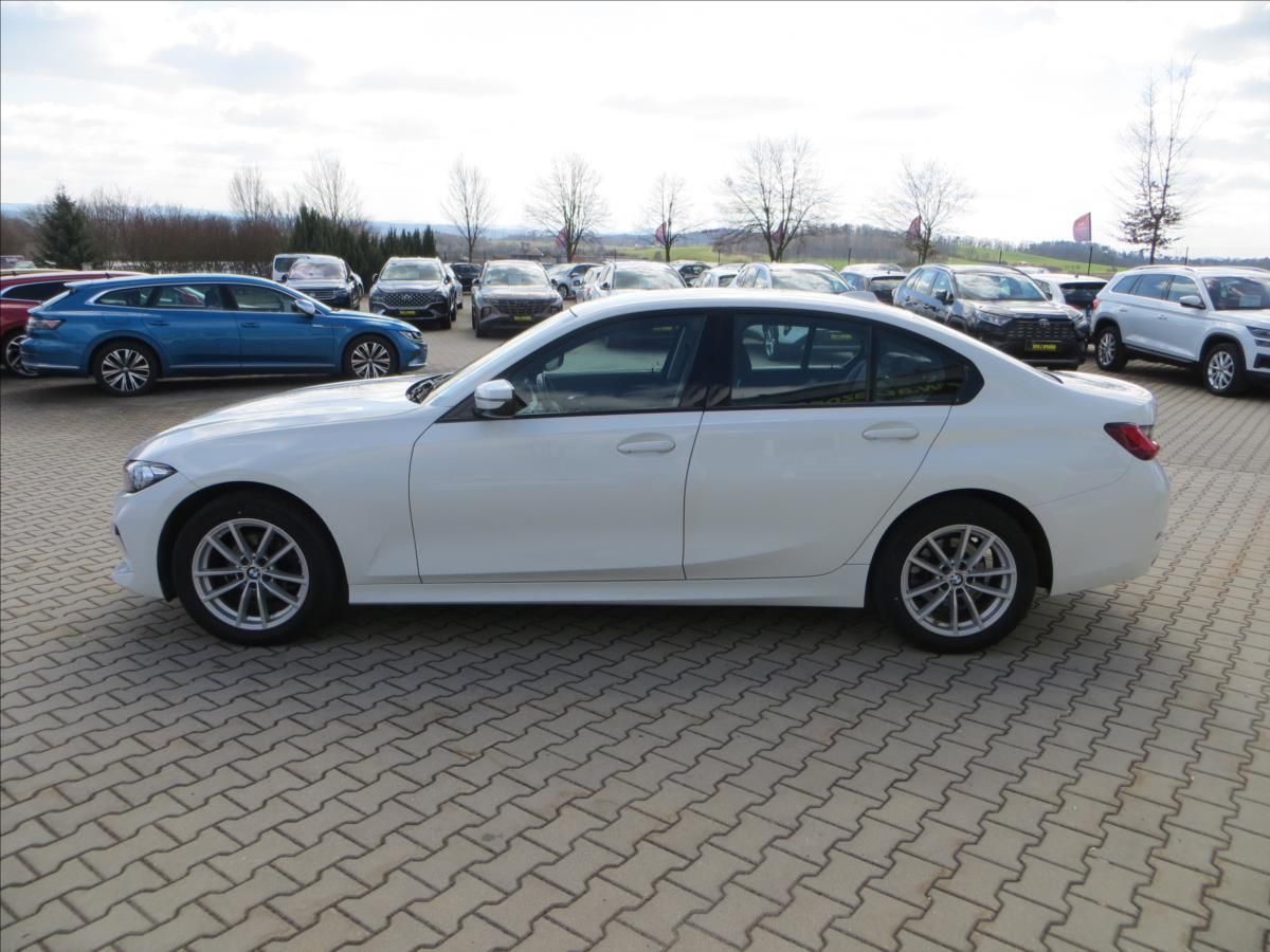 BMW Řada 3, 2,0 318i 115kw LED, AUT, ČR - fotka 4