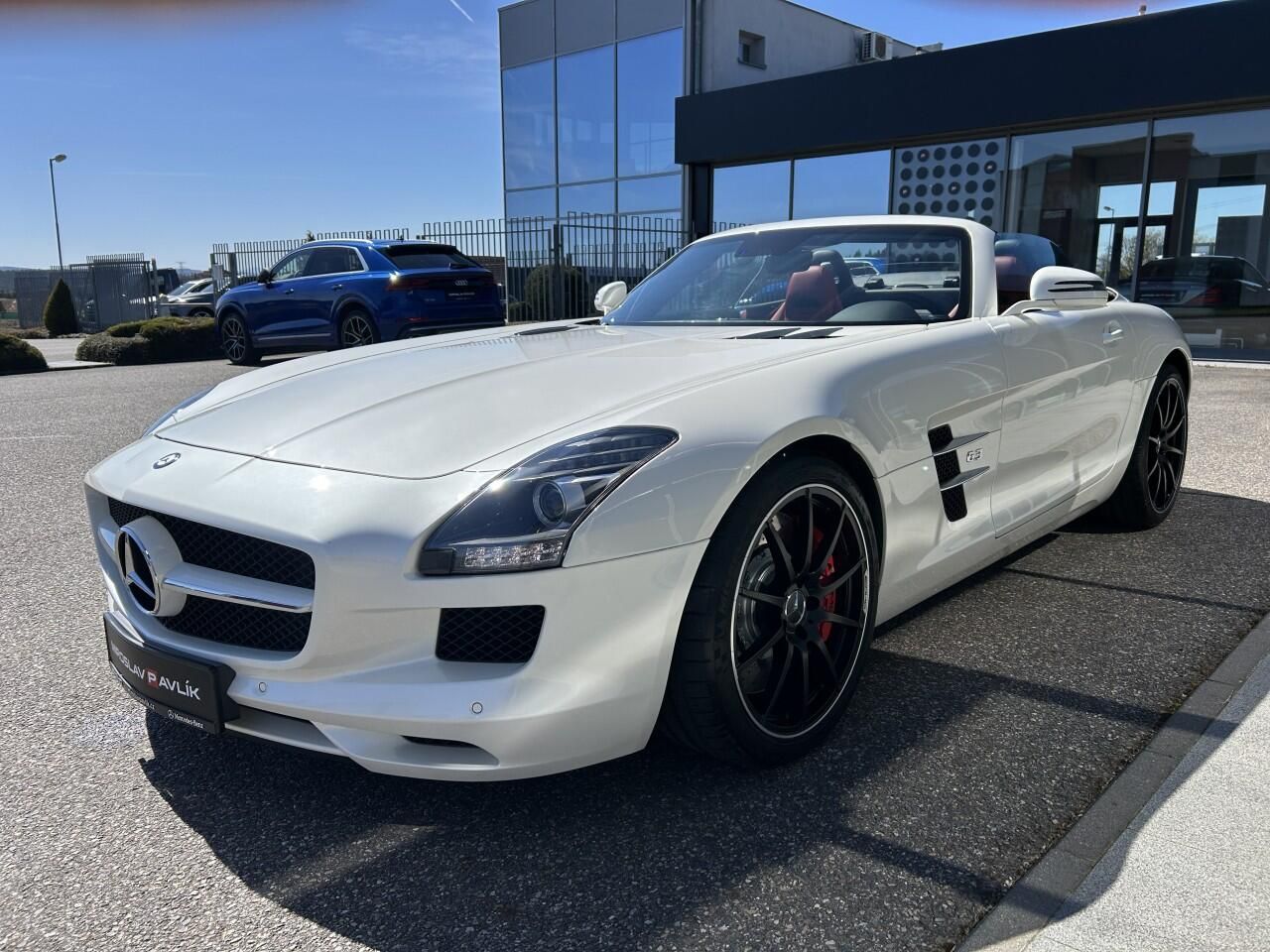 Mercedes-Benz SLS AMG, 6.3 V8 Roadster - fotka 4
