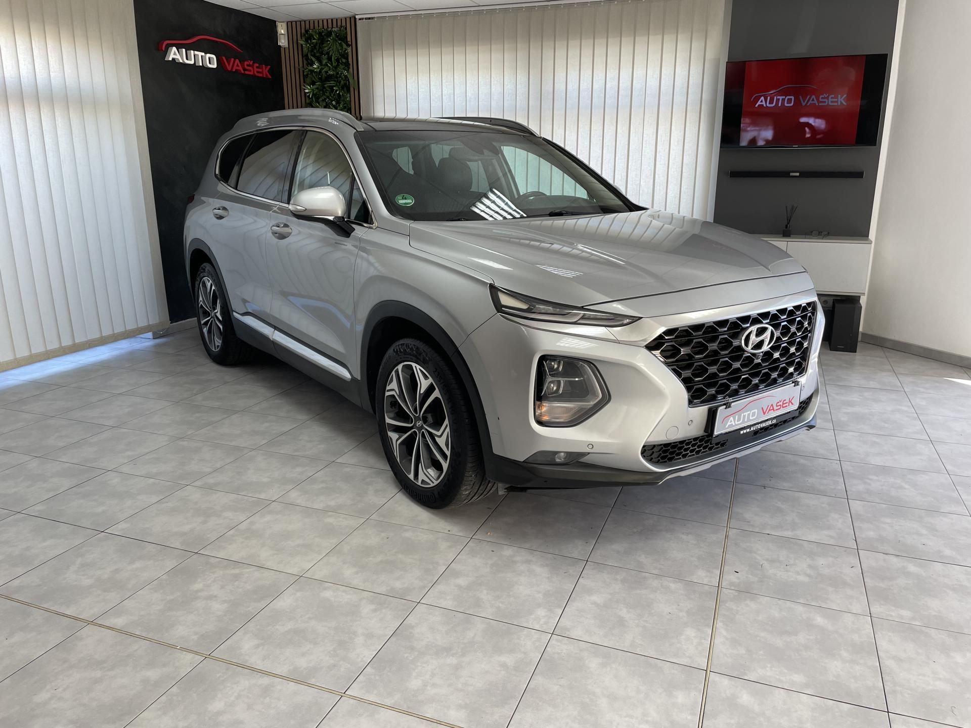 Hyundai Santa Fe, 2.2 CRDi ČR AWD AT 7.MÍST LUXU