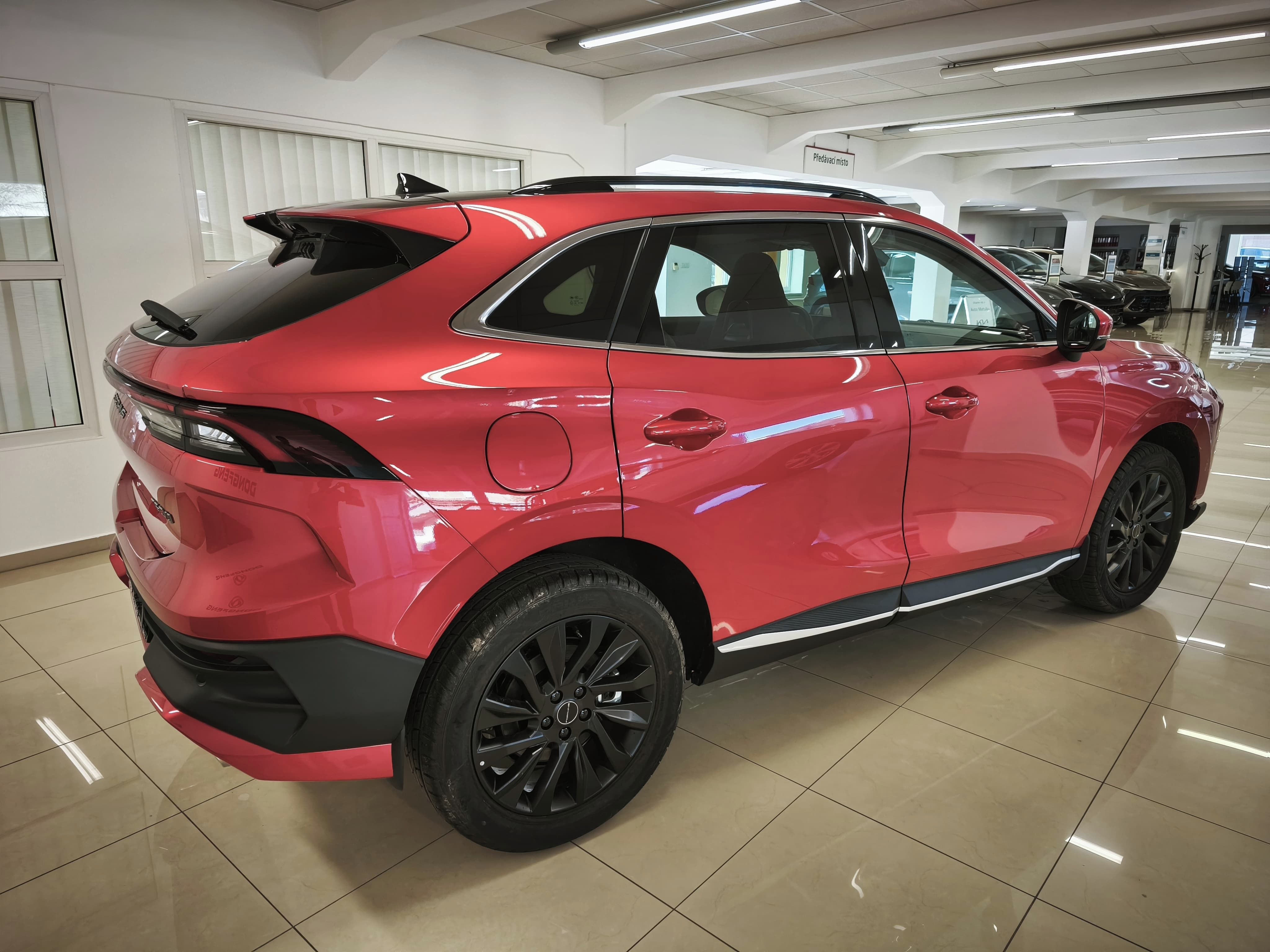 Dongfeng T5 EVO, Dragon Edition Black/Brown - fotka 4
