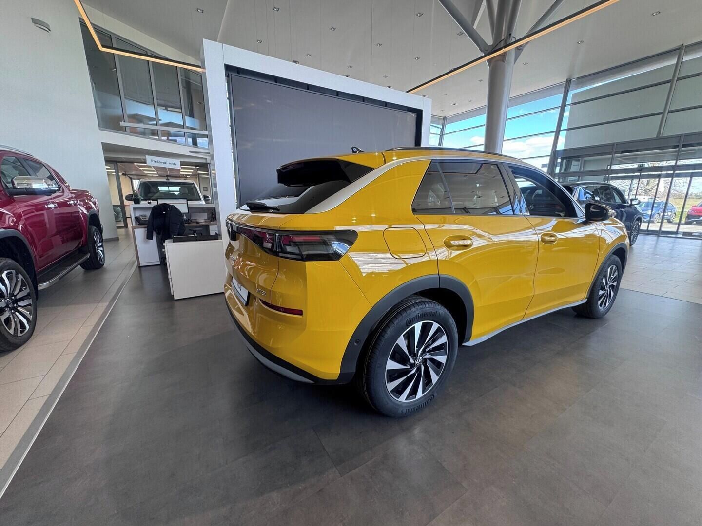 Volkswagen T-Roc, Life 1,5 eTS 85 kW - fotka 5