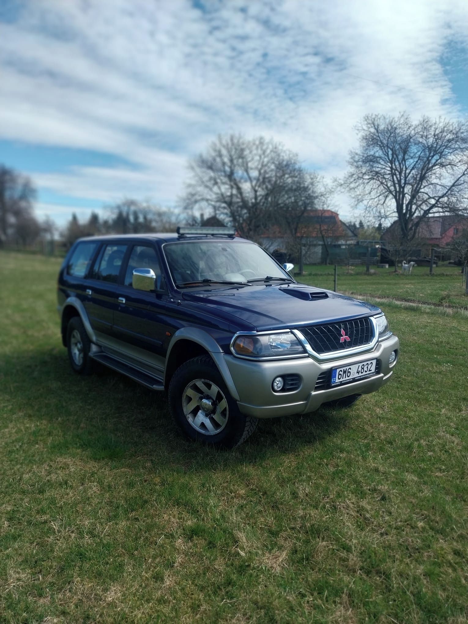 Mitsubishi Pajero Sport, 2,5 diesel - fotka 2