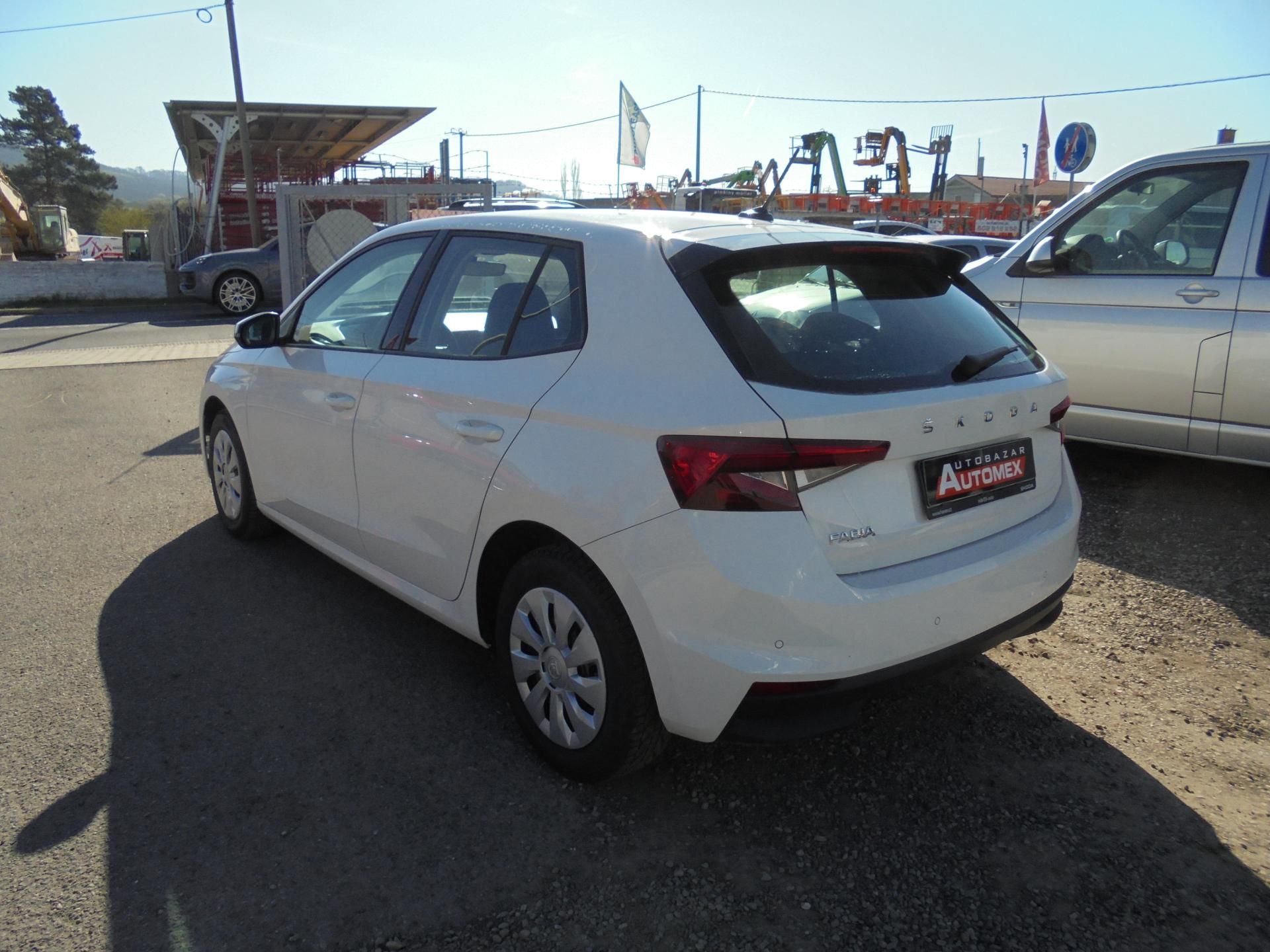 Škoda Fabia, 1.0i- KLIMA- VYHŘ. SEDADLA - fotka 4